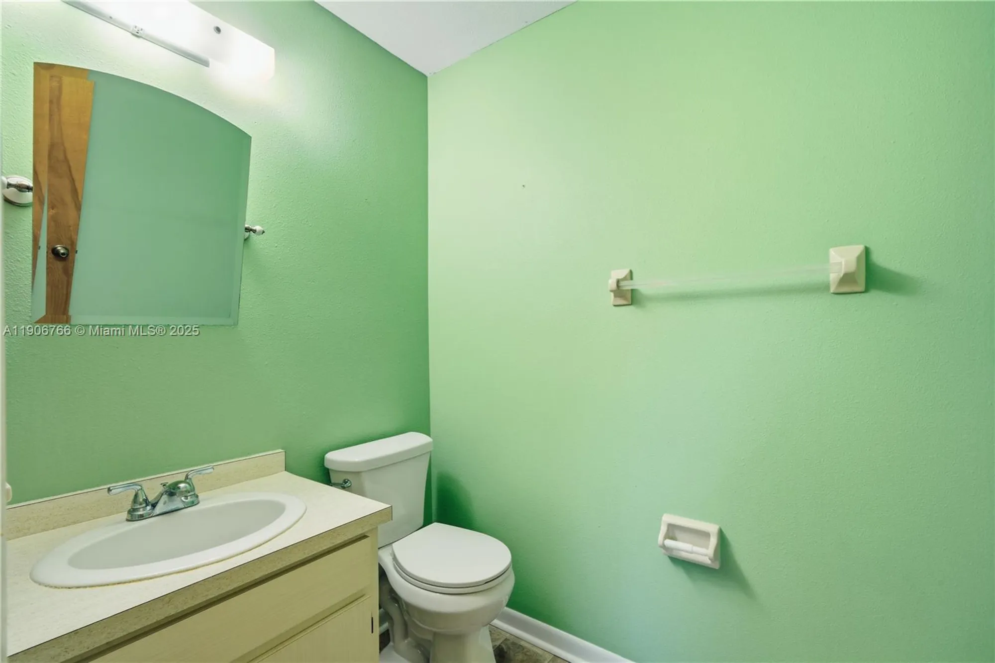 Property Slideshow image 14 of 49 | 55 jasmine st, Lake Placid, FL, 33852