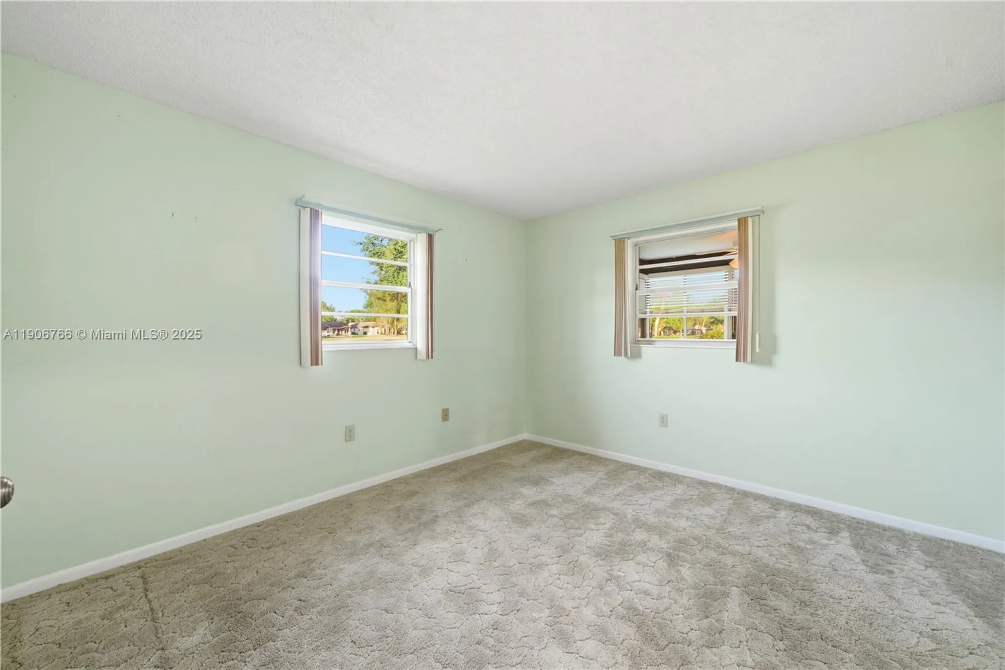 Property Slideshow image 10 of 49 | 55 jasmine st, Lake Placid, FL, 33852