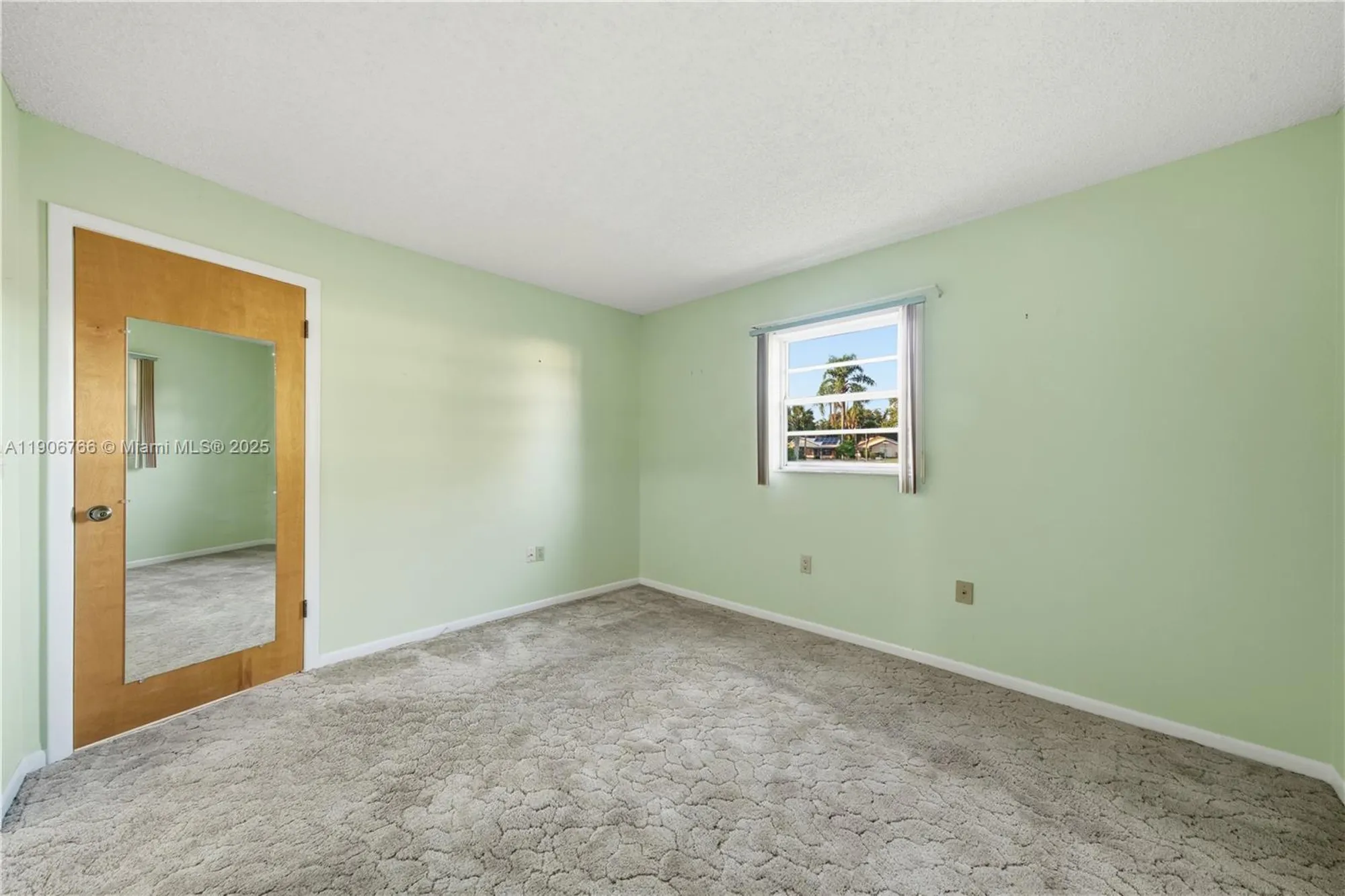 Property Slideshow image 13 of 49 | 55 jasmine st, Lake Placid, FL, 33852