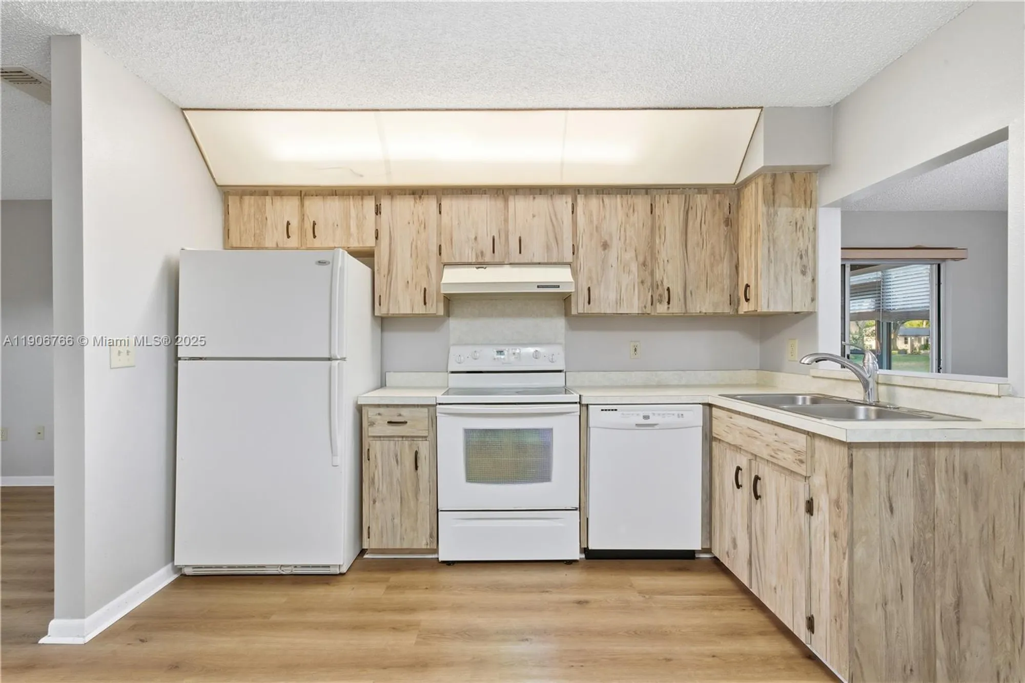 Property Slideshow image 7 of 49 | 55 jasmine st, Lake Placid, FL, 33852