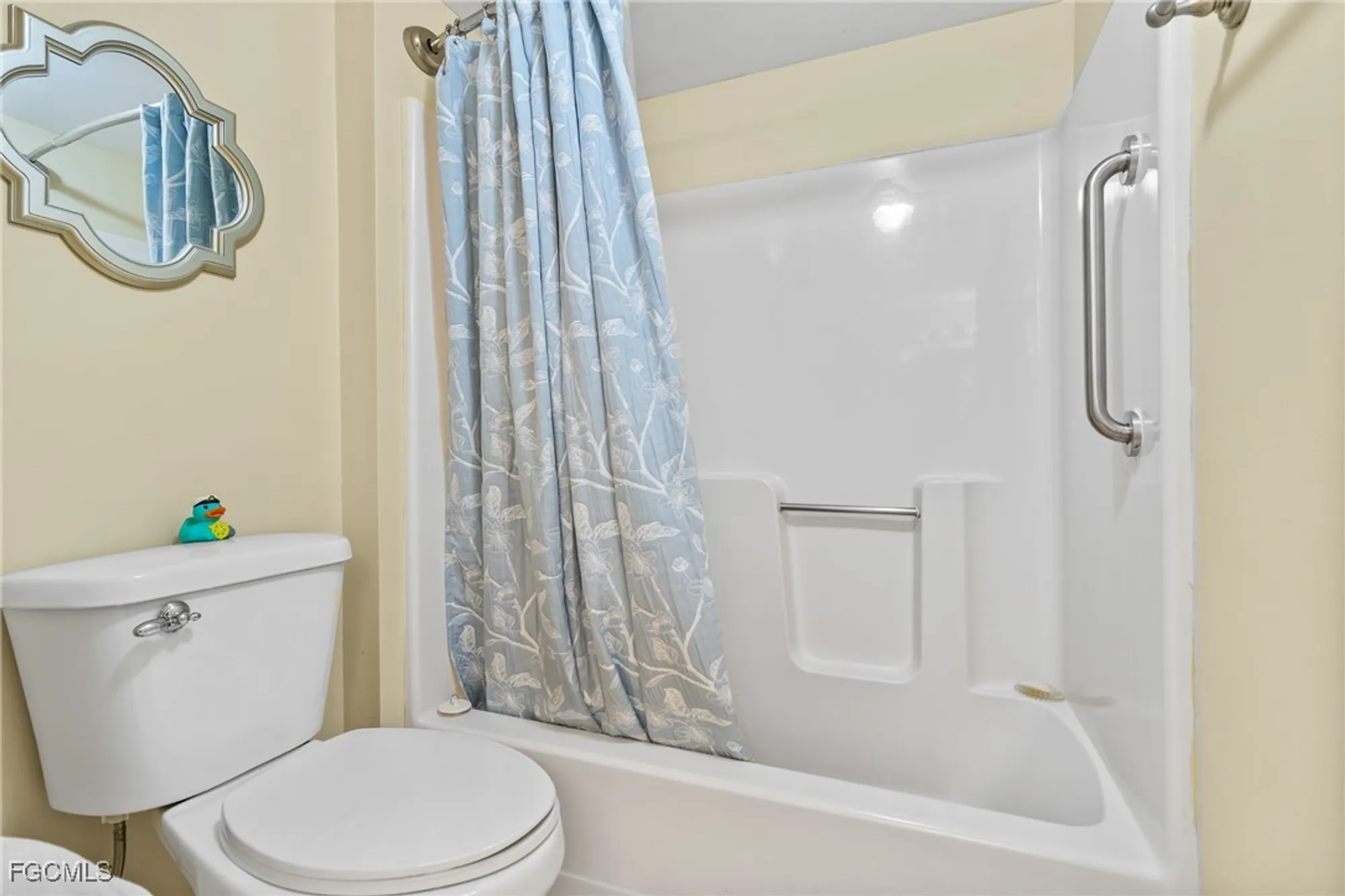 Property Slideshow image 24 of 50 | 7406 lake breeze dr 615, Fort Myers, FL, 33907