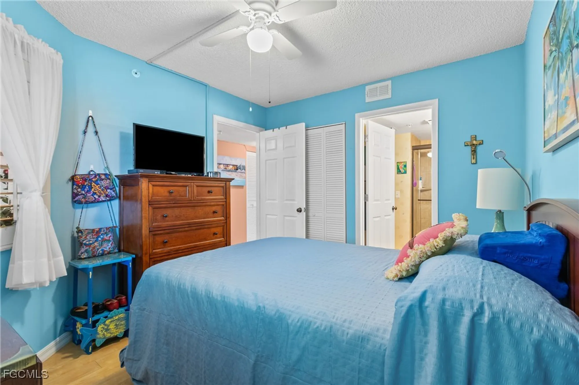 Property Slideshow image 26 of 50 | 7406 lake breeze dr 615, Fort Myers, FL, 33907