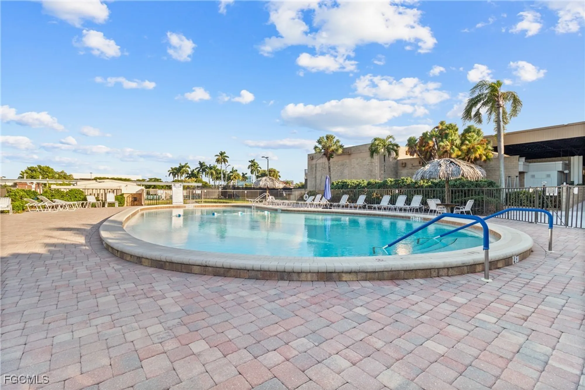 Property Slideshow image 46 of 50 | 7406 lake breeze dr 615, Fort Myers, FL, 33907