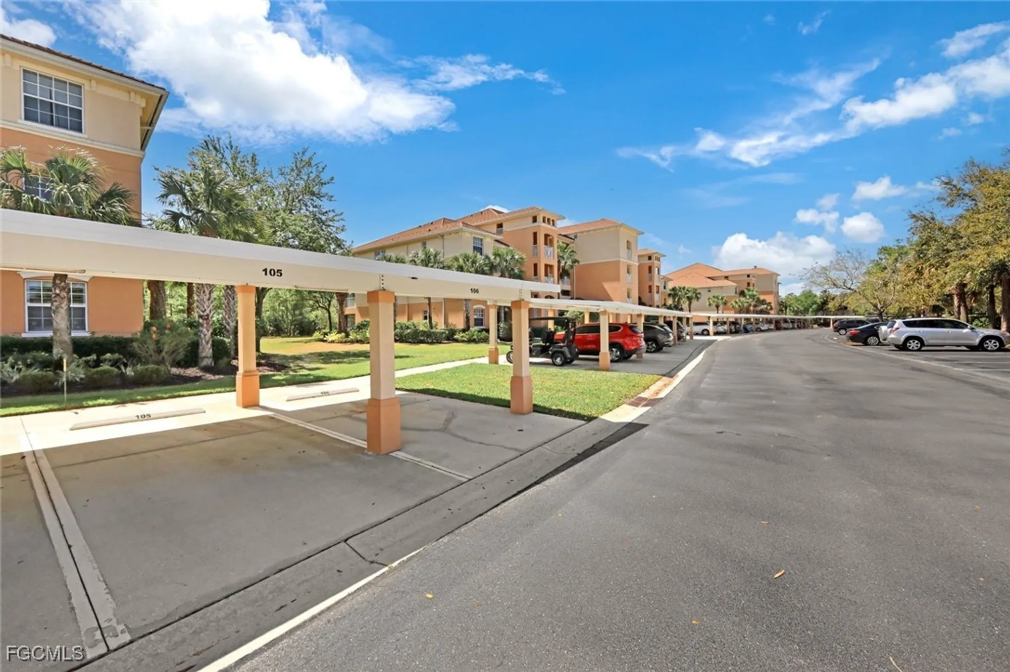 Property Slideshow image 29 of 36 | 10530 amiata way 105, Fort Myers, FL, 33913