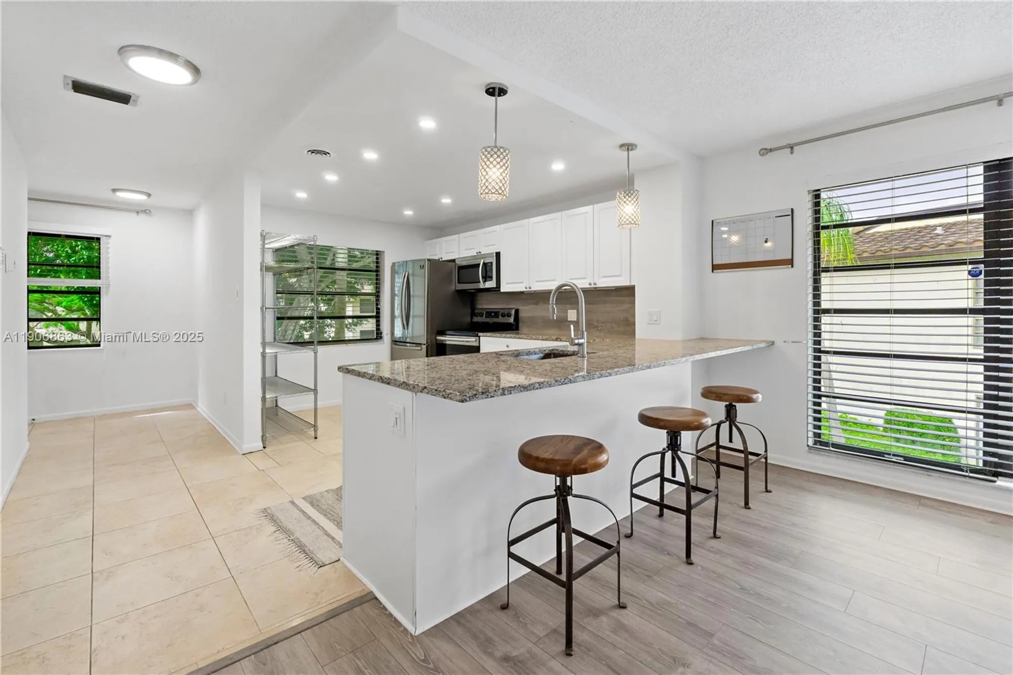 Property Slideshow image 1 of 40 | 21578 juego cir apt 26h, Boca Raton, FL, 33433