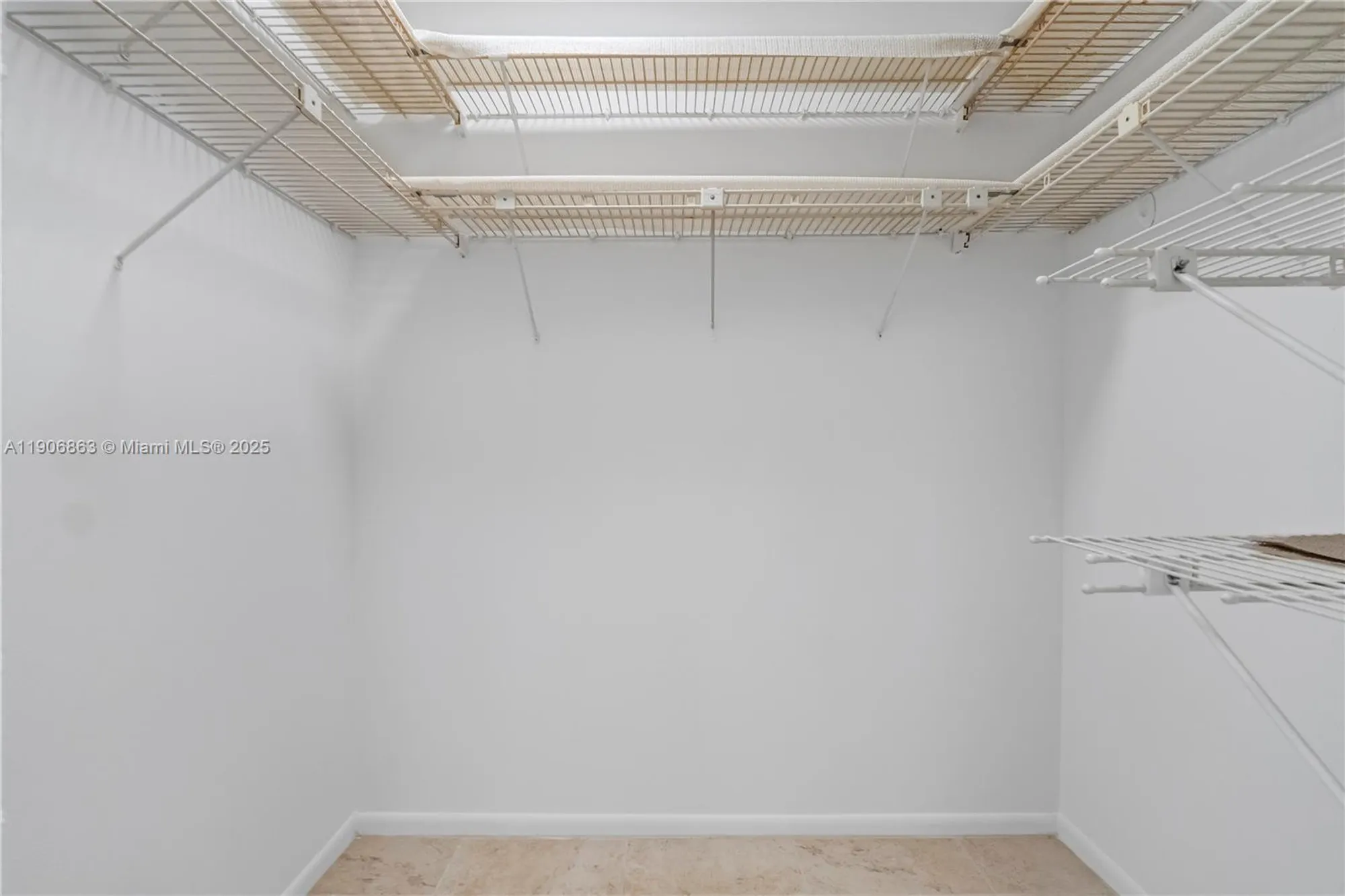 Property Slideshow image 24 of 40 | 21578 juego cir apt 26h, Boca Raton, FL, 33433