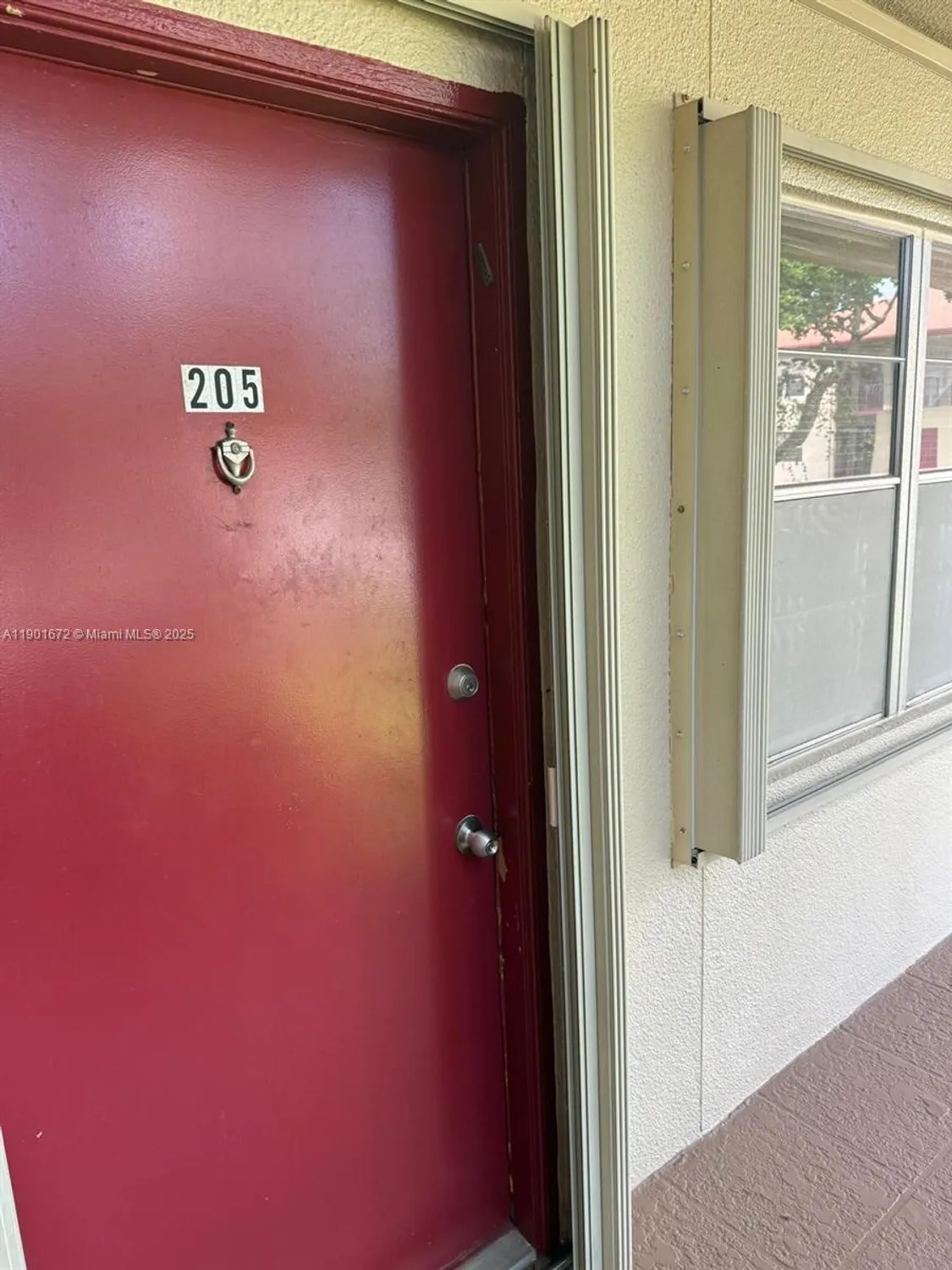 Property Slideshow image 16 of 16 | 100 sw 132nd way 205k, Pembroke Pines, FL, 33027