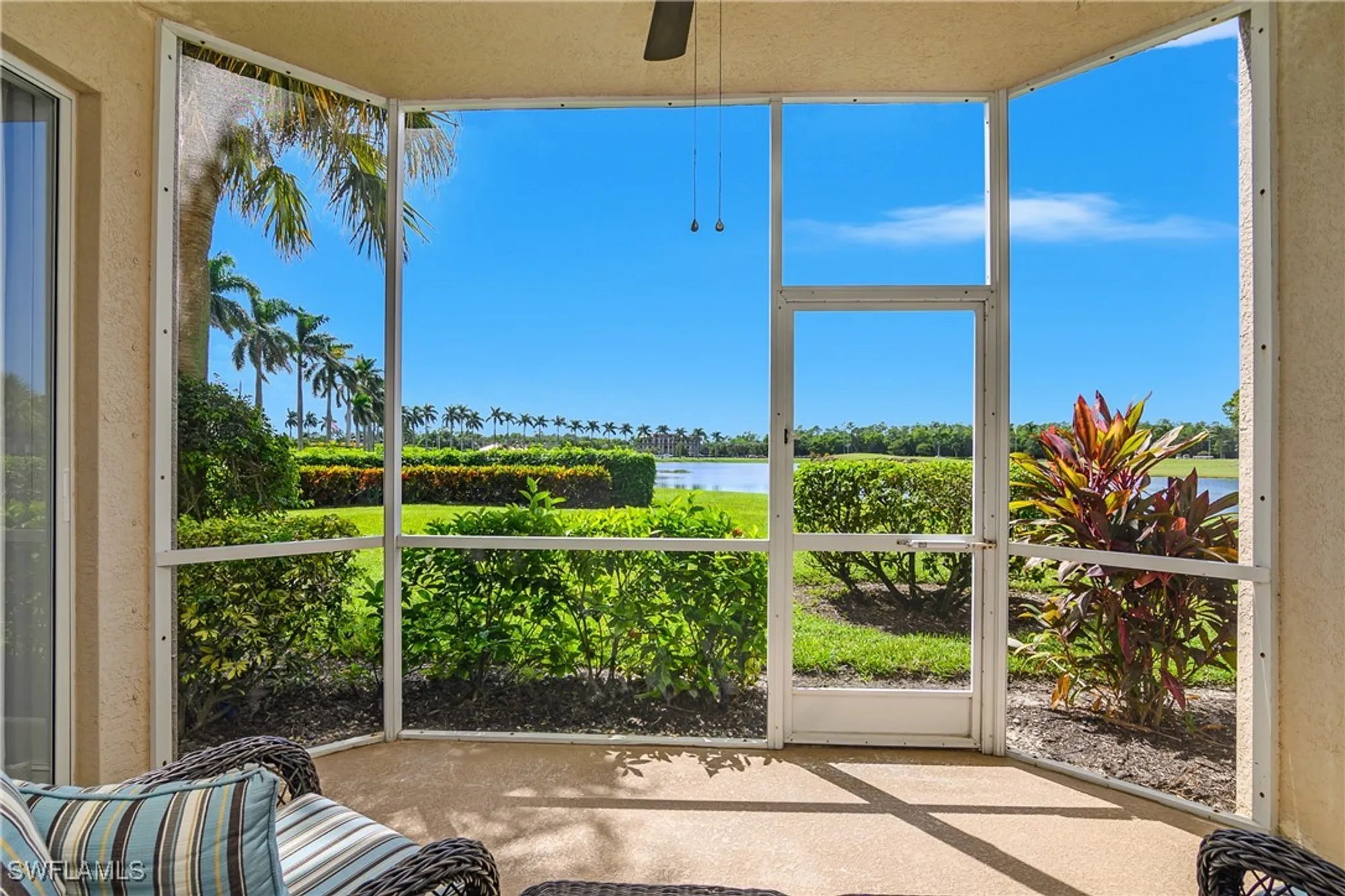 Property Slideshow image 13 of 35 | 9185 michael cir 1203, Naples, FL, 34113