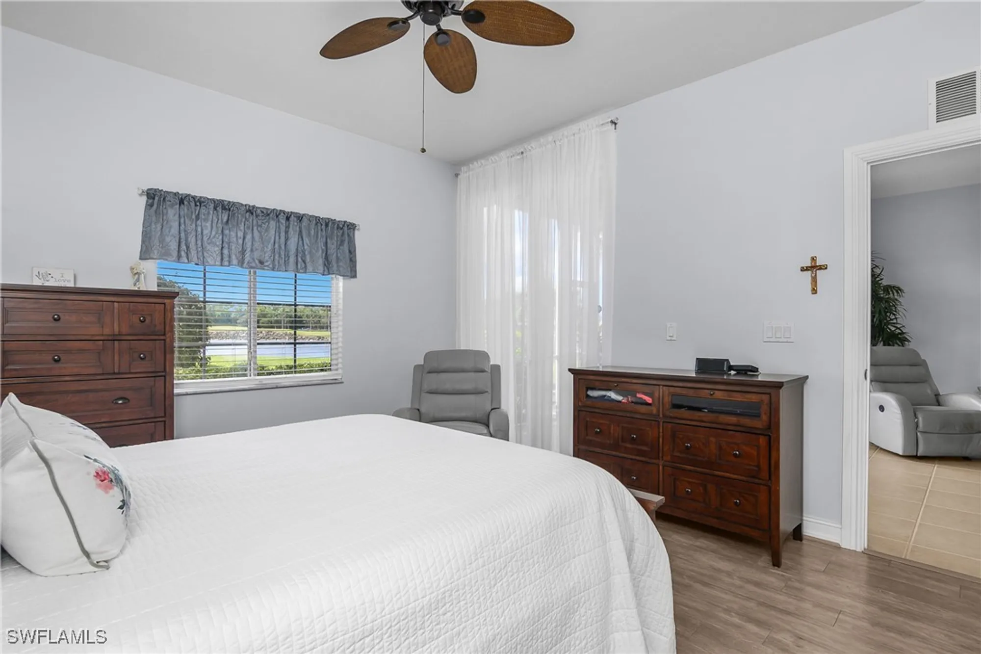 Property Slideshow image 21 of 35 | 9185 michael cir 1203, Naples, FL, 34113
