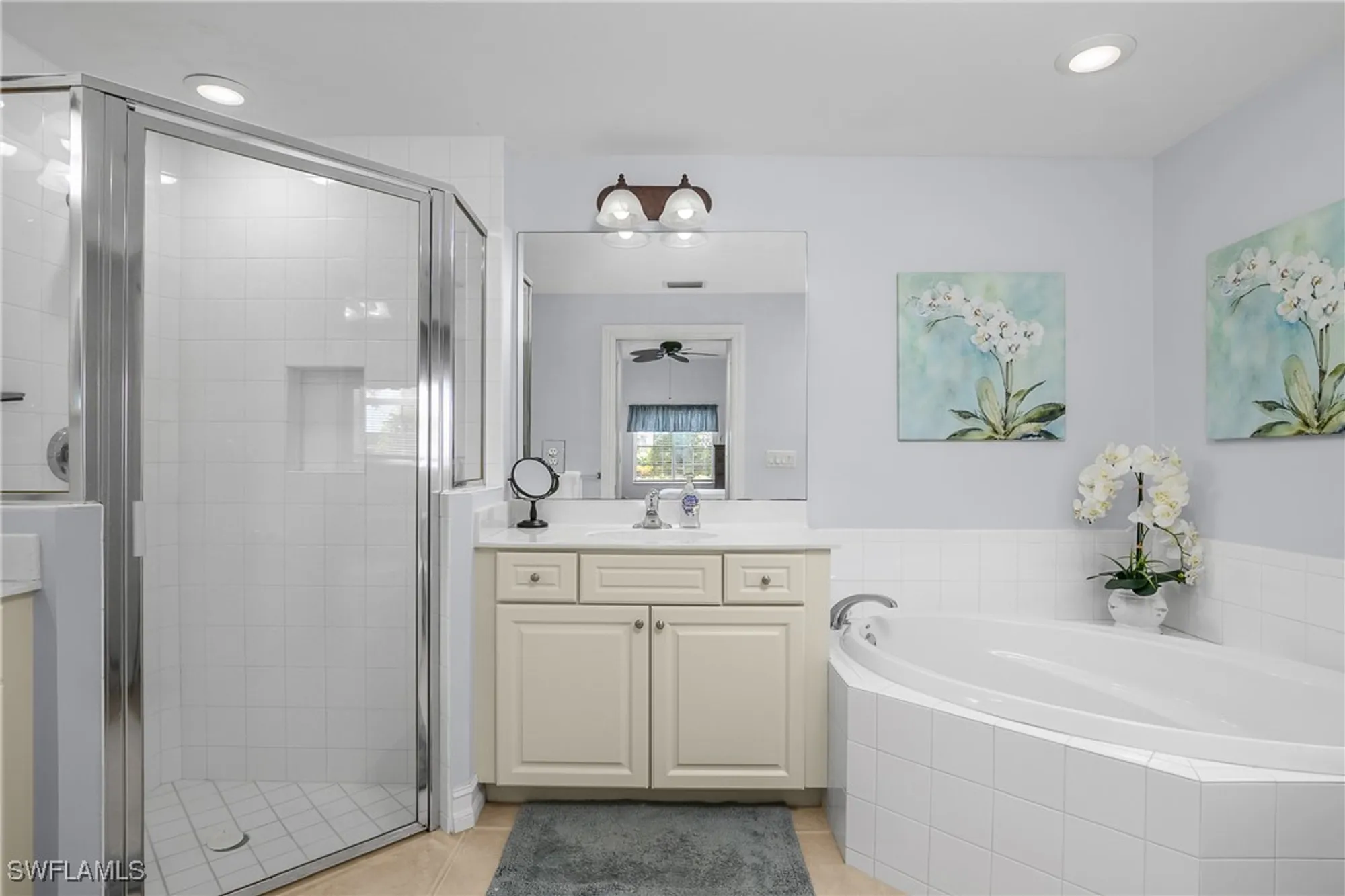 Property Slideshow image 23 of 35 | 9185 michael cir 1203, Naples, FL, 34113