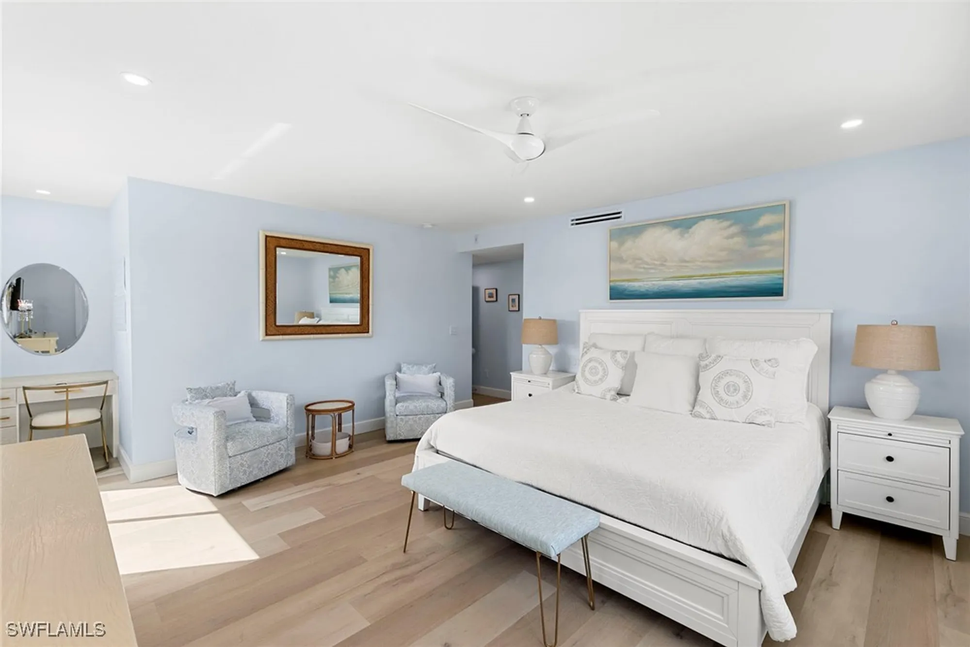 Property Slideshow image 15 of 39 | 3401 gulf shore blvd 506, Naples, FL, 34103