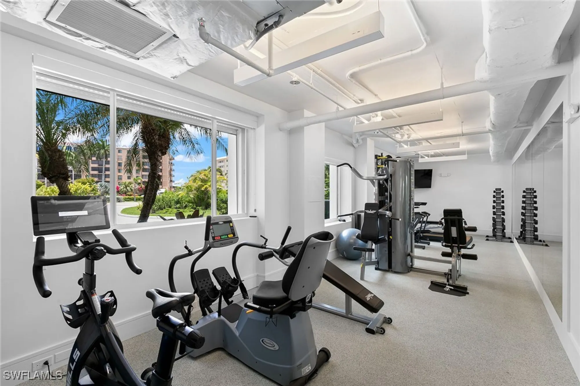 Property Slideshow image 32 of 39 | 3401 gulf shore blvd 506, Naples, FL, 34103