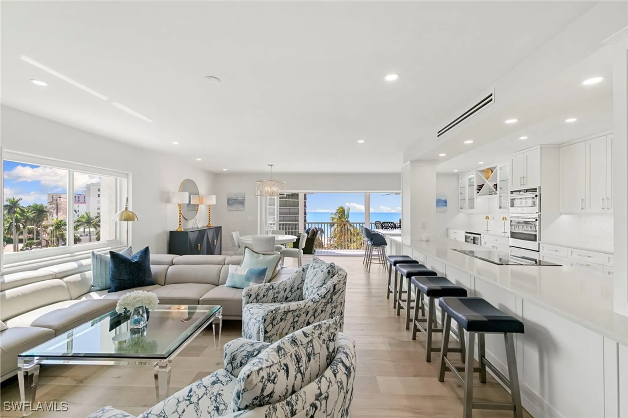 Property Slideshow image 6 of 39 | 3401 gulf shore blvd 506, Naples, FL, 34103