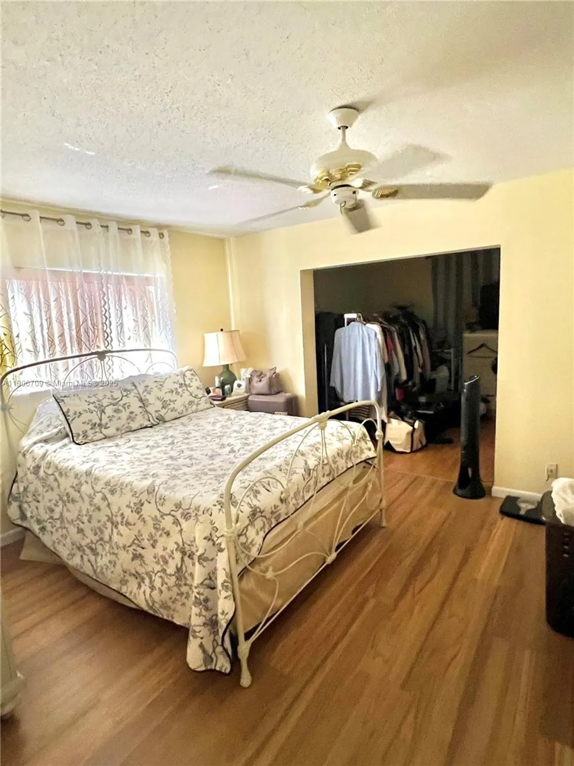 Property Slideshow image 16 of 26 | 1175 nw 72nd ter, Margate, FL, 33063