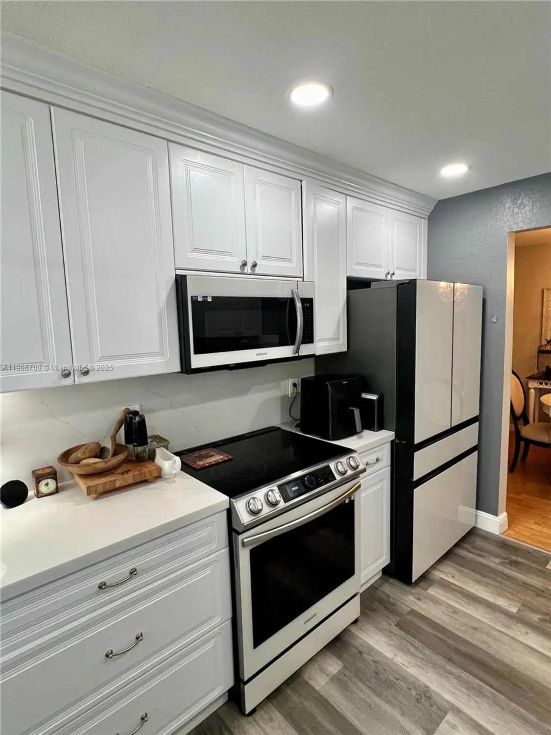 Property Slideshow image 11 of 26 | 1175 nw 72nd ter, Margate, FL, 33063