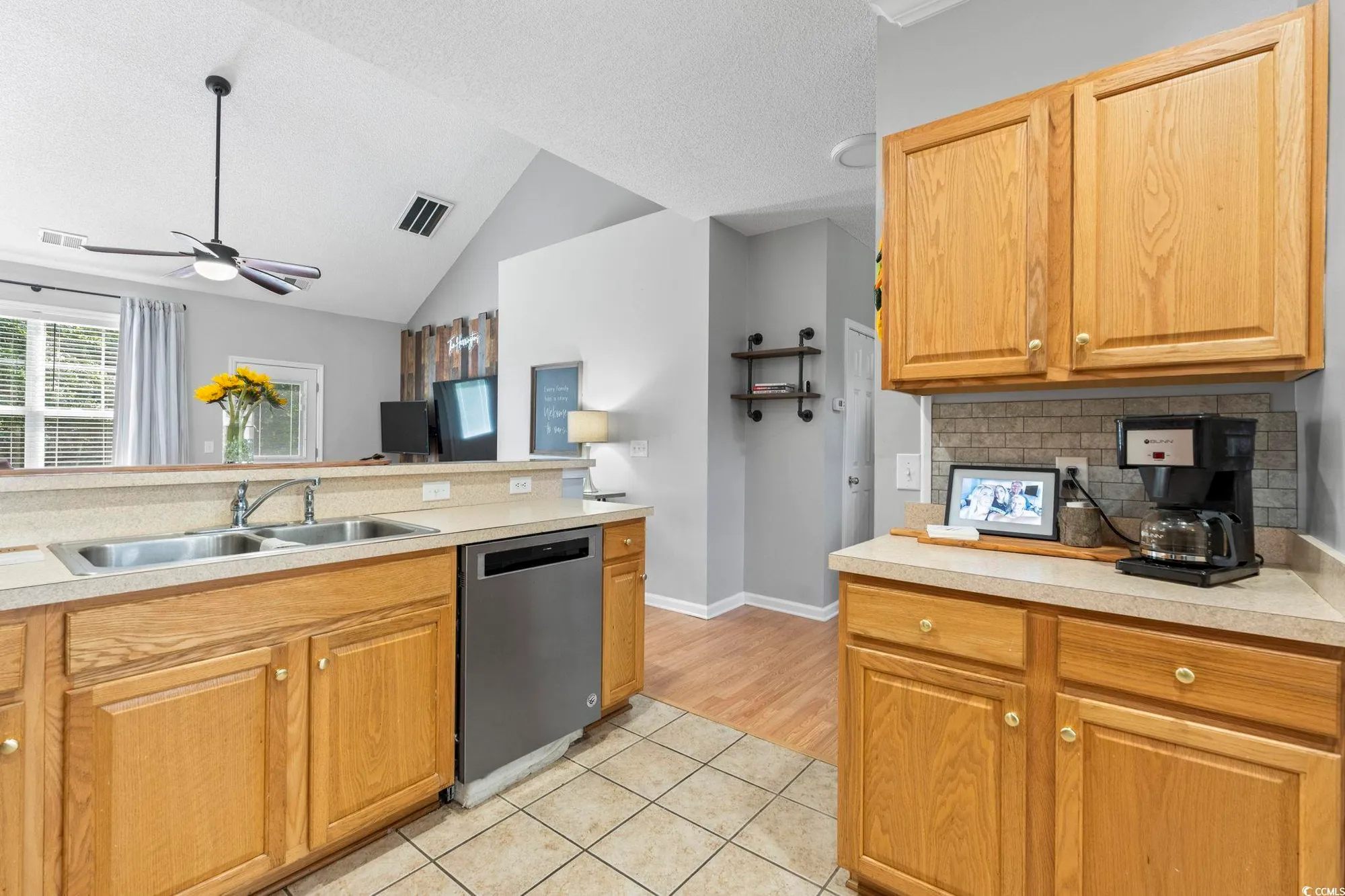 Property Slideshow image 12 of 40 | 1535 harlow ct, Myrtle Beach, SC, 29579