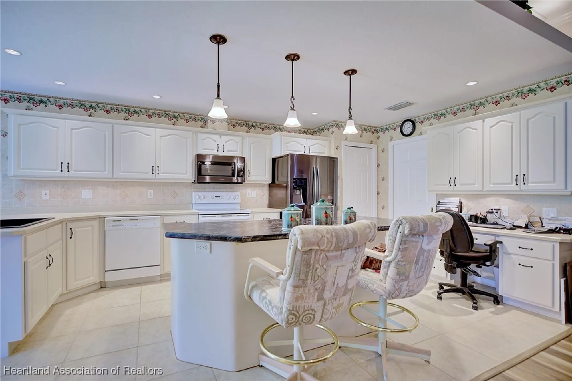 Property Slideshow image 9 of 45 | 3501 e saint andrews dr, Avon Park, FL, 33825