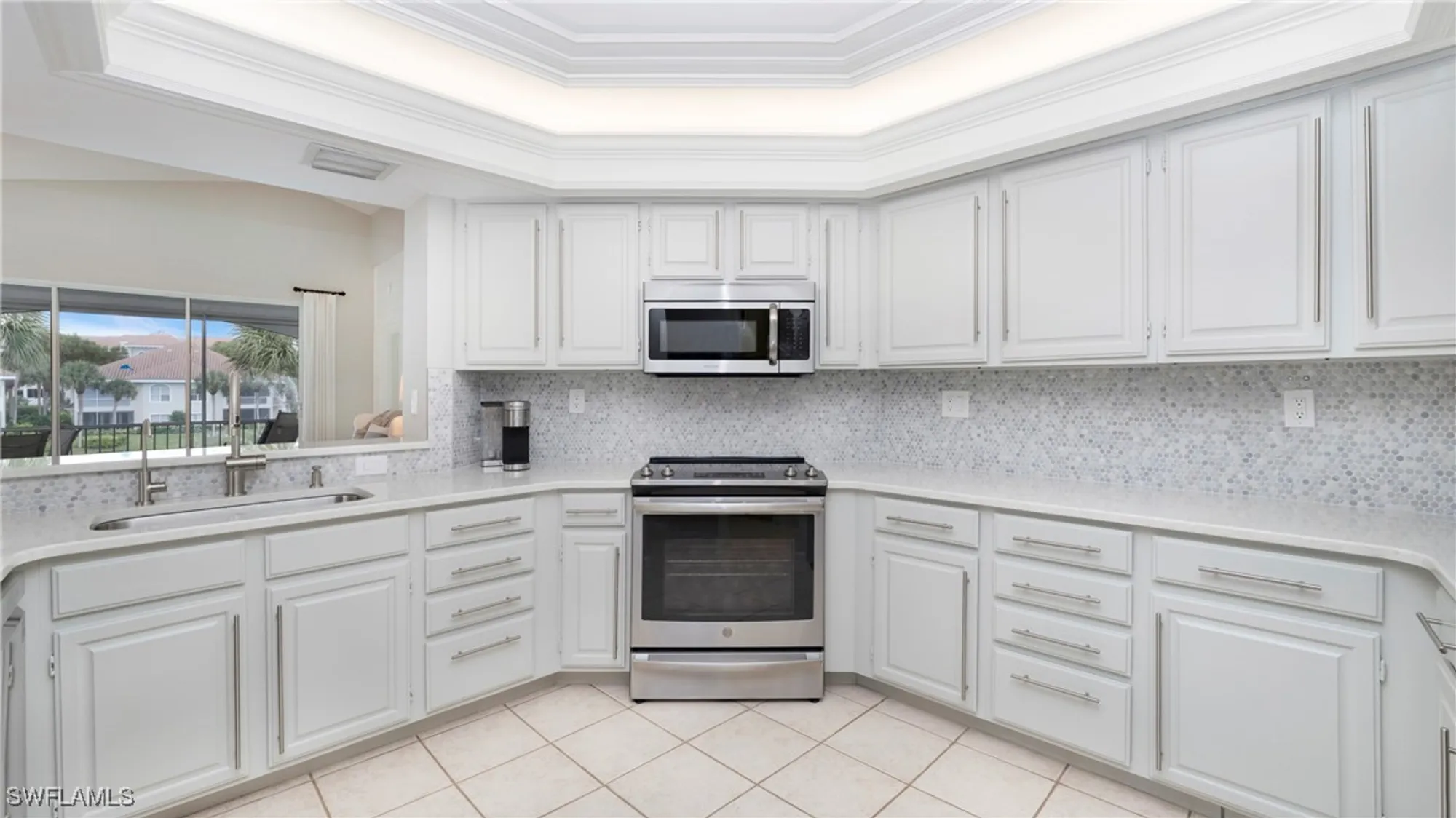 Property Slideshow image 5 of 39 | 8487 abbington cir # 1, Naples, FL, 34108