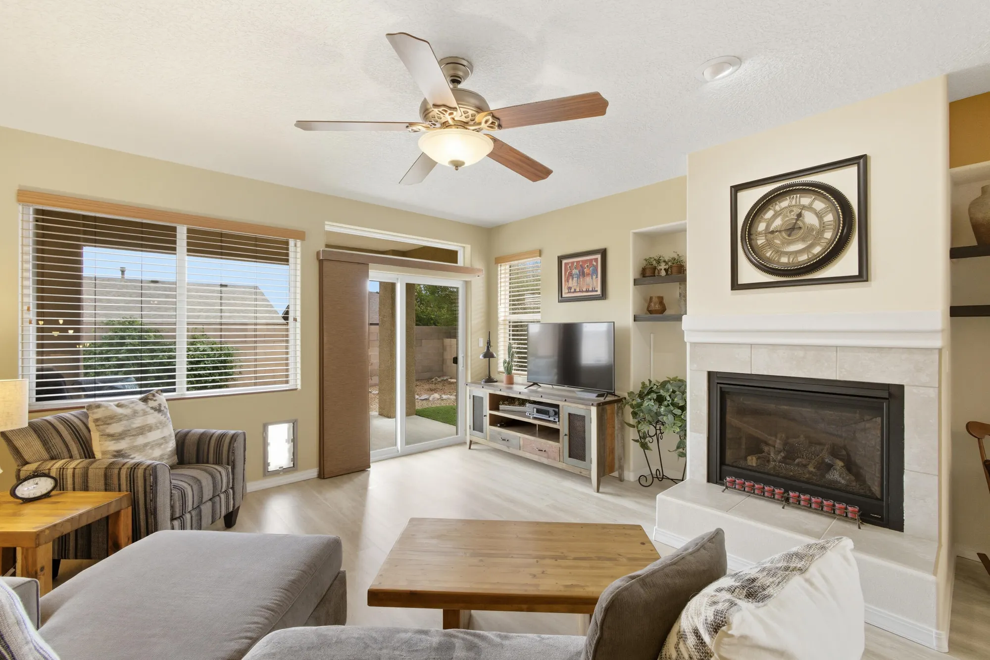 Property Slideshow image 10 of 87 | 600 jubilee blvd, Los Lunas, NM, 87031