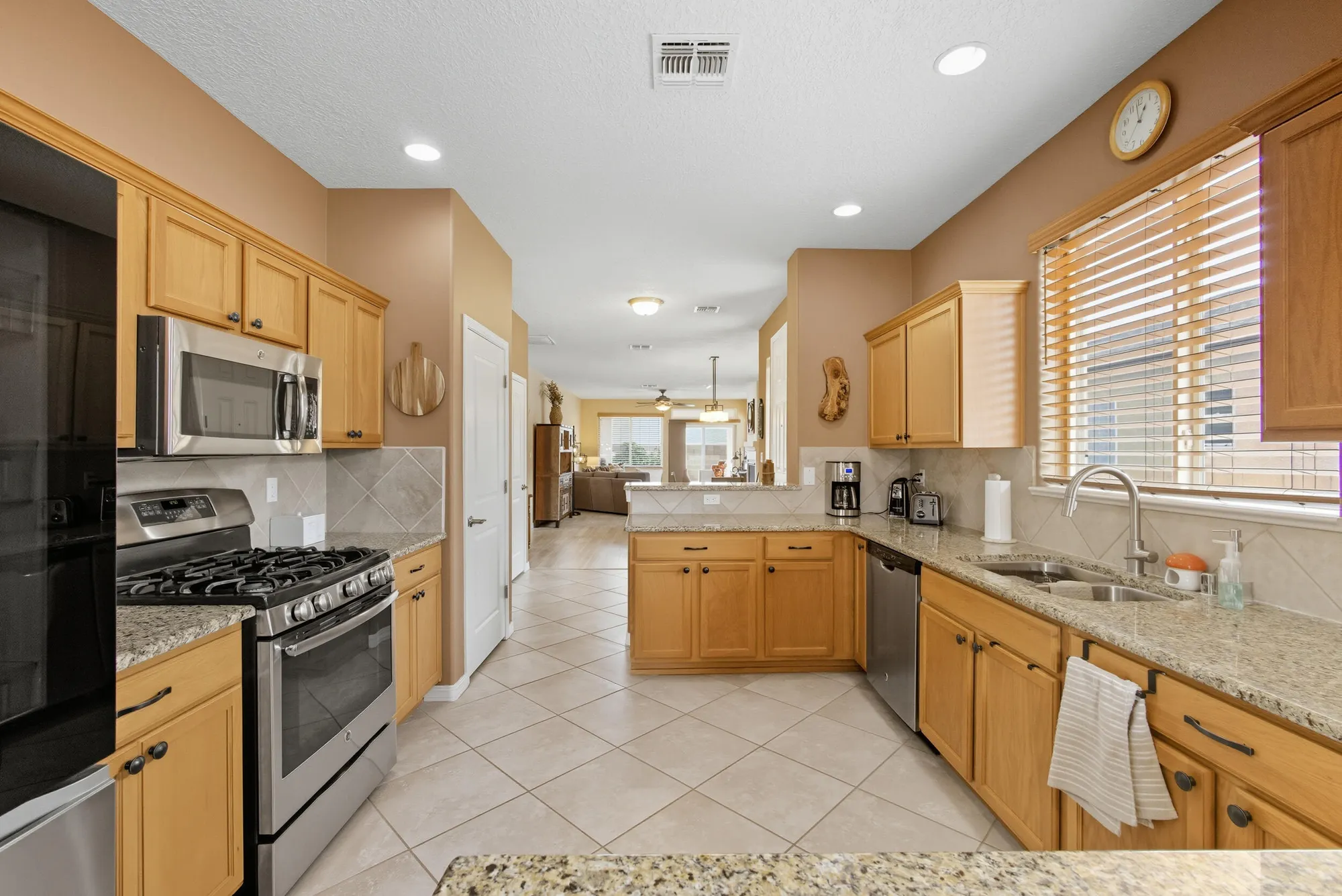 Property Slideshow image 12 of 87 | 600 jubilee blvd, Los Lunas, NM, 87031