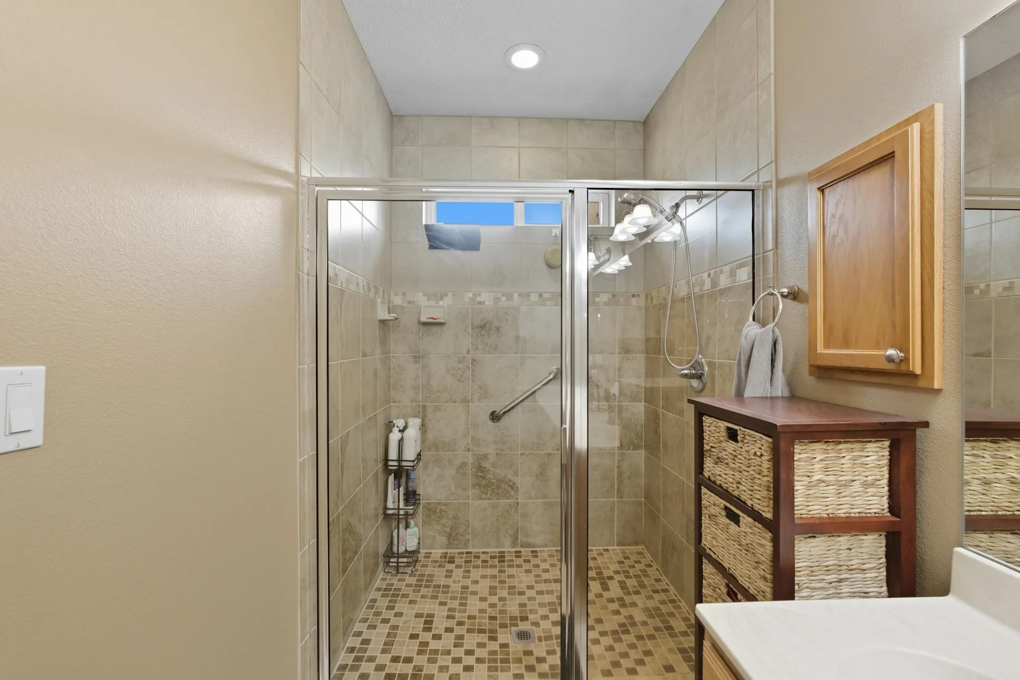 Property Slideshow image 27 of 87 | 600 jubilee blvd, Los Lunas, NM, 87031