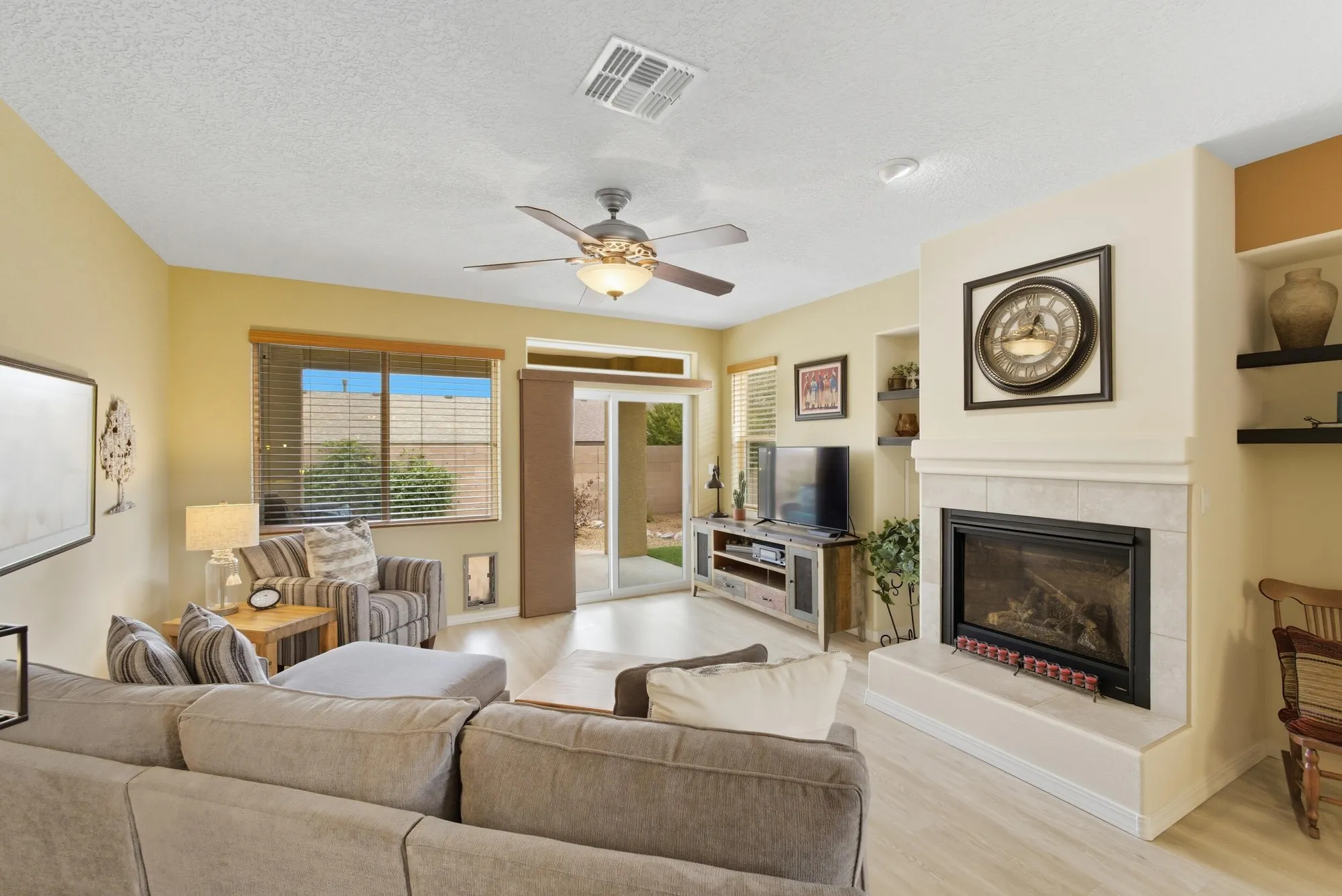 Property Slideshow image 9 of 87 | 600 jubilee blvd, Los Lunas, NM, 87031
