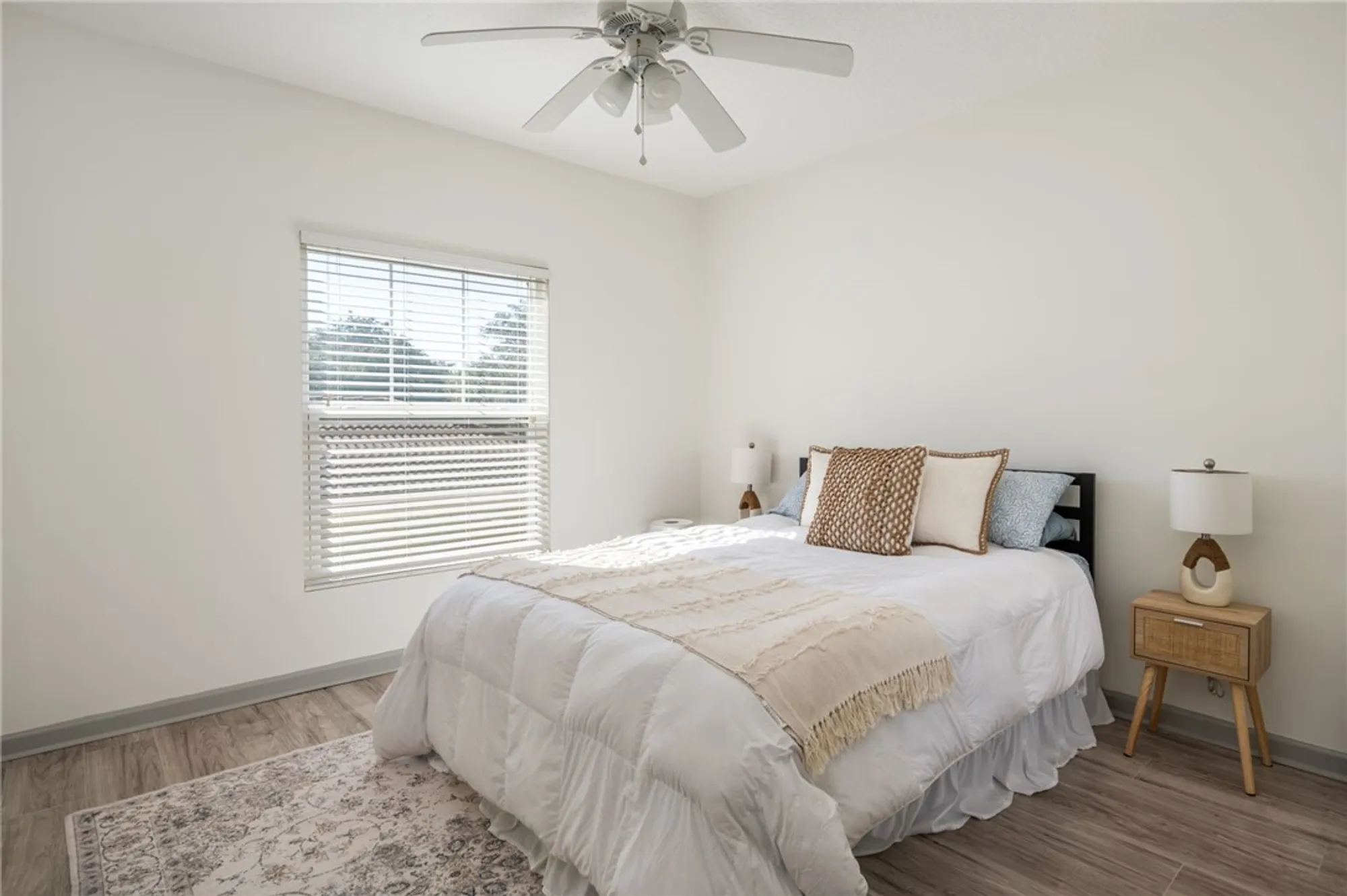 Property Slideshow image 19 of 35 | 5095 fairways cir apt i204, Vero Beach, FL, 32967