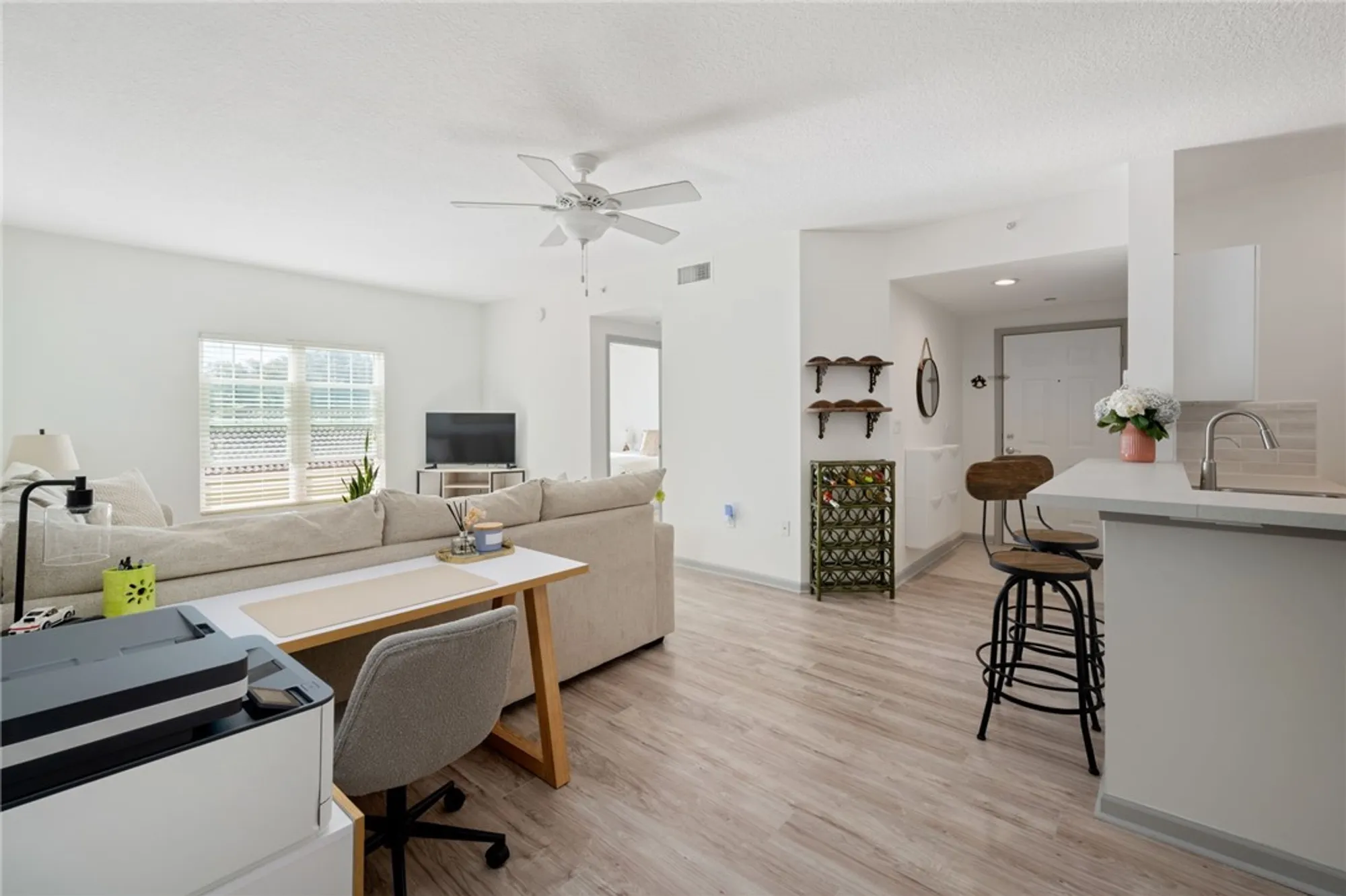 Property Slideshow image 12 of 35 | 5095 fairways cir apt i204, Vero Beach, FL, 32967