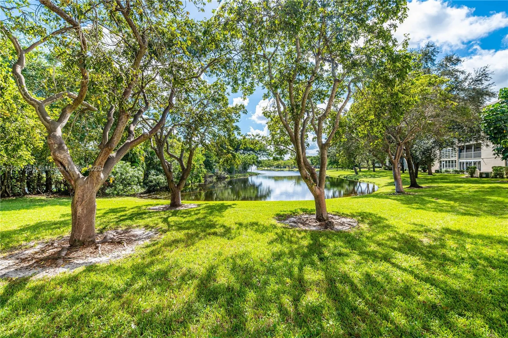 Property Slideshow image 33 of 46 | 2101 lucaya bnd apt c1, Coconut Creek, FL, 33066