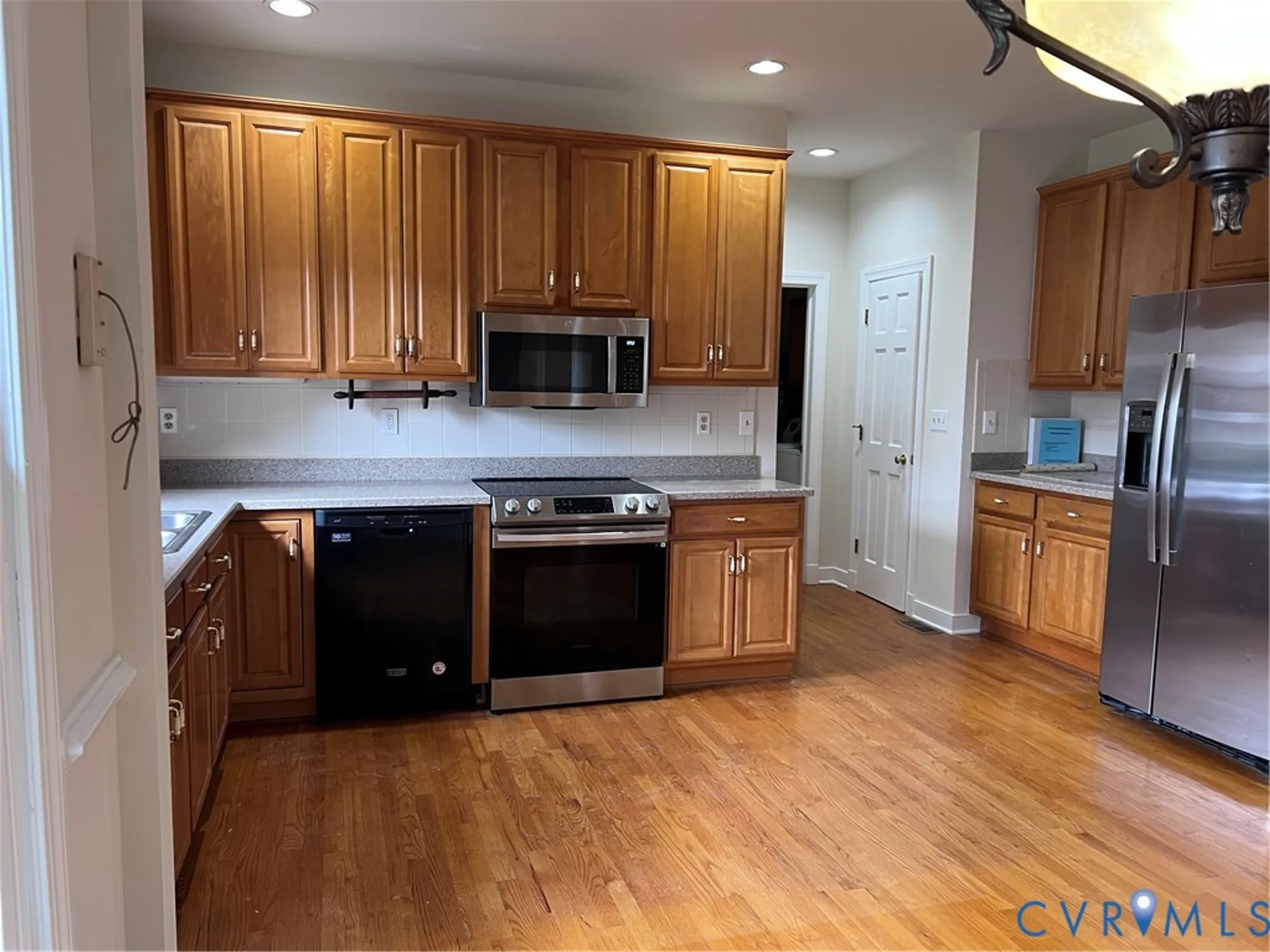 Property Slideshow image 14 of 34 | 4900 breckstone pl, North Chesterfield, VA, 23234