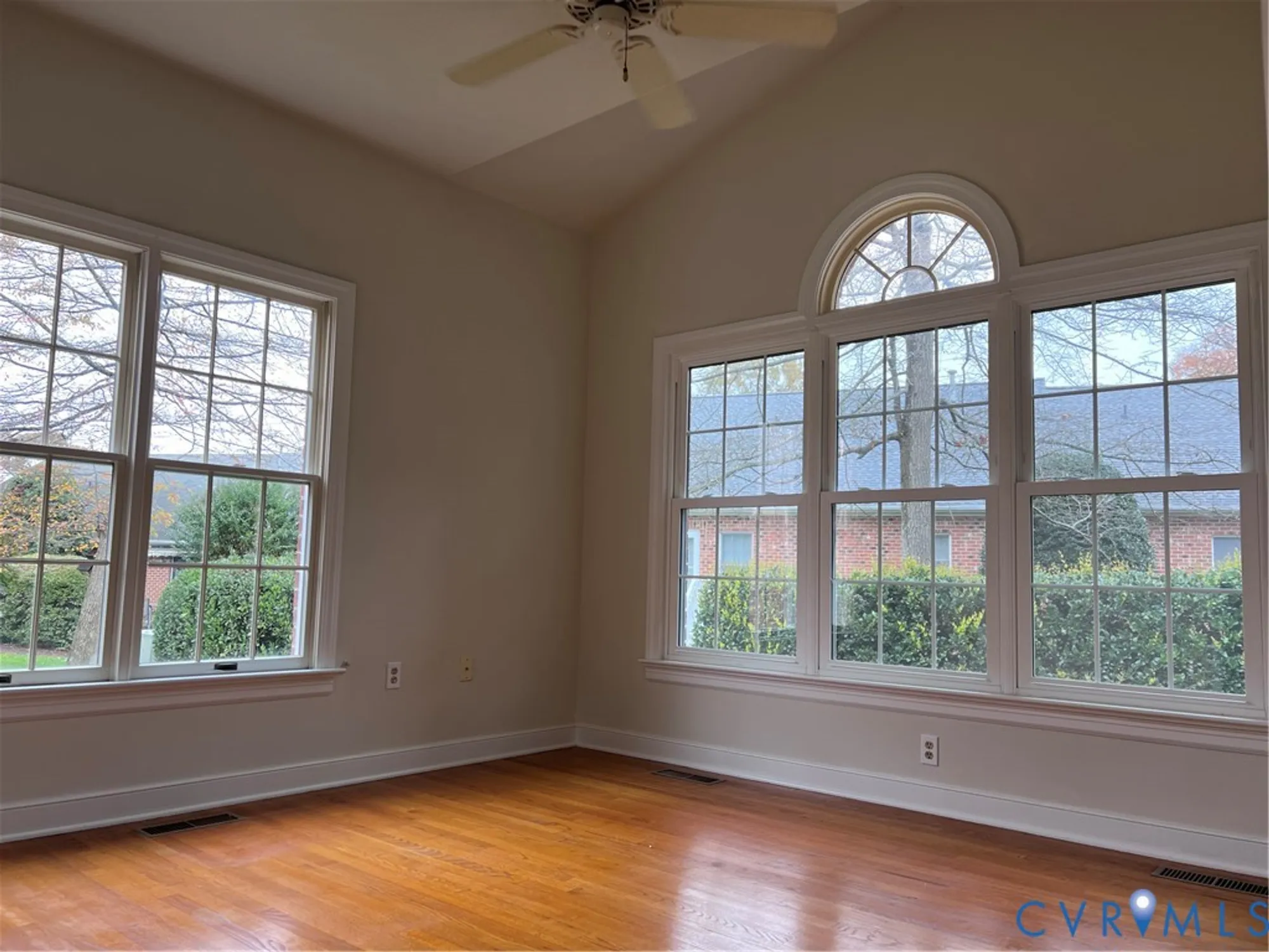 Property Slideshow image 10 of 34 | 4900 breckstone pl, North Chesterfield, VA, 23234