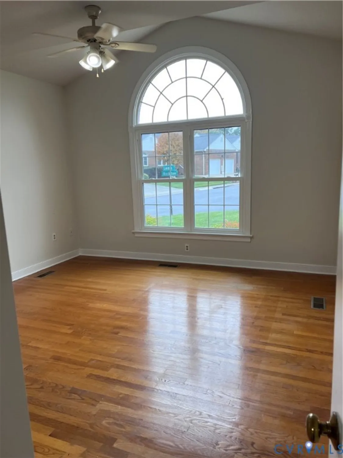 Property Slideshow image 22 of 34 | 4900 breckstone pl, North Chesterfield, VA, 23234