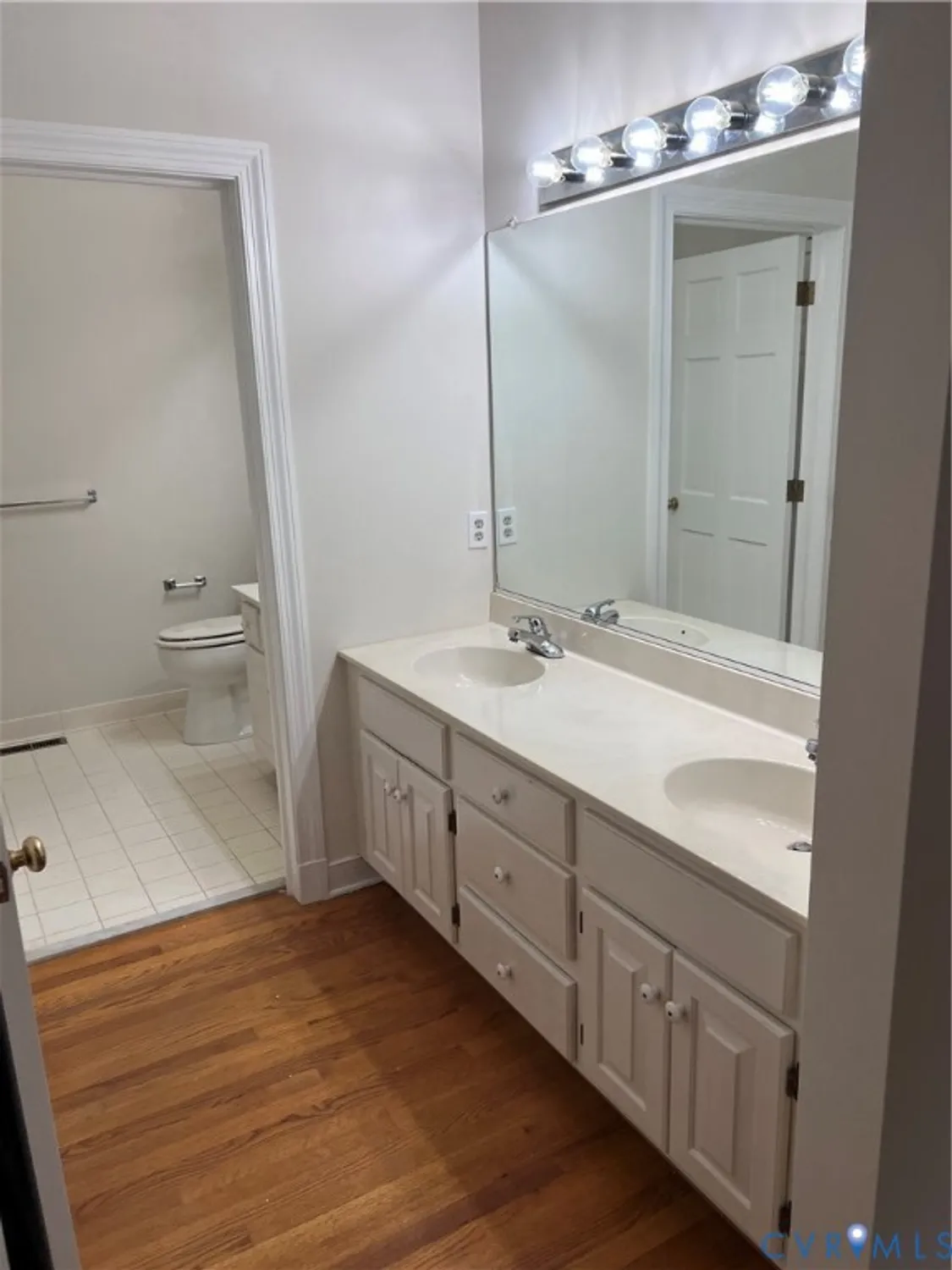 Property Slideshow image 31 of 34 | 4900 breckstone pl, North Chesterfield, VA, 23234