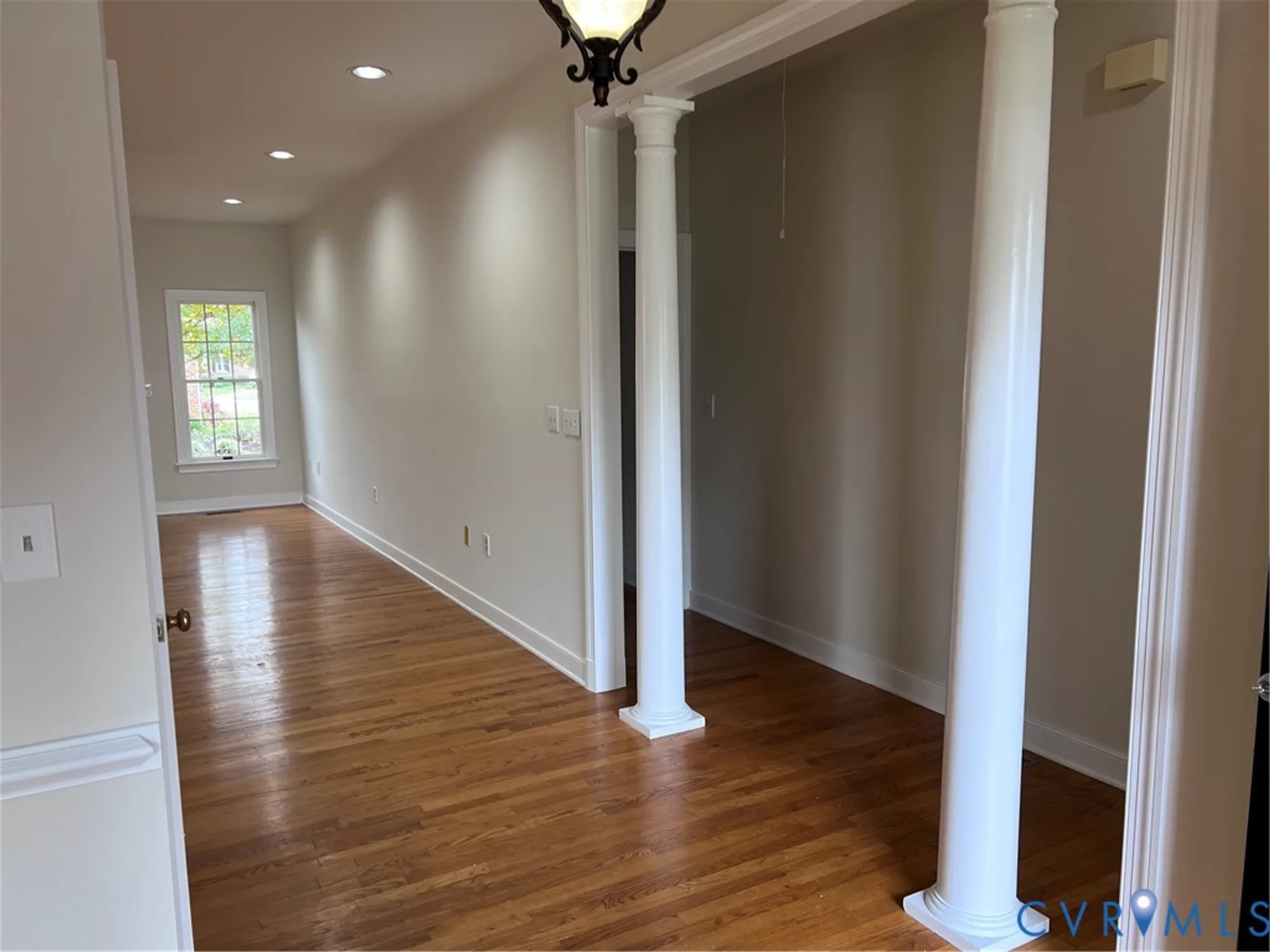 Property Slideshow image 6 of 34 | 4900 breckstone pl, North Chesterfield, VA, 23234