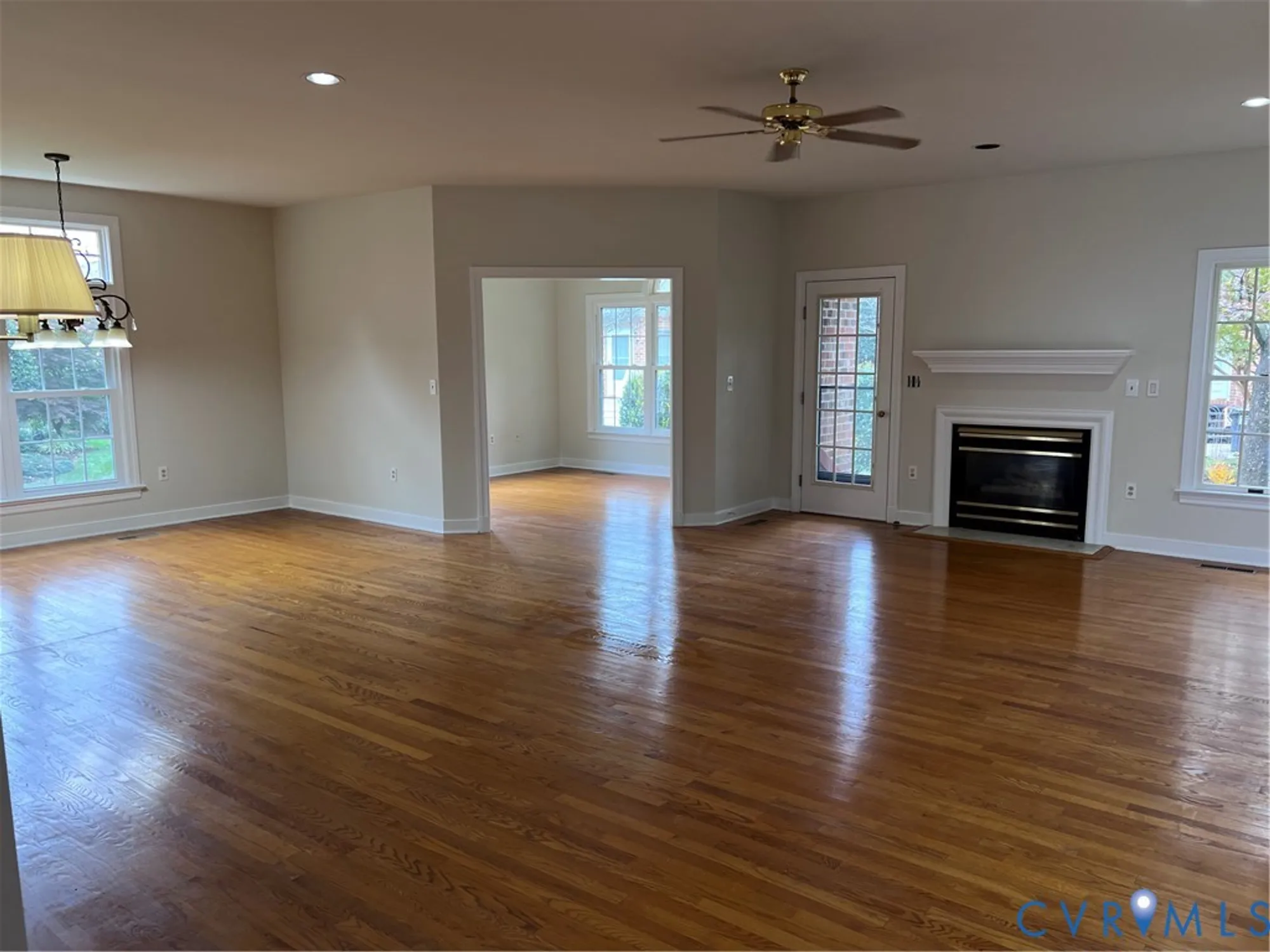 Property Slideshow image 7 of 34 | 4900 breckstone pl, North Chesterfield, VA, 23234
