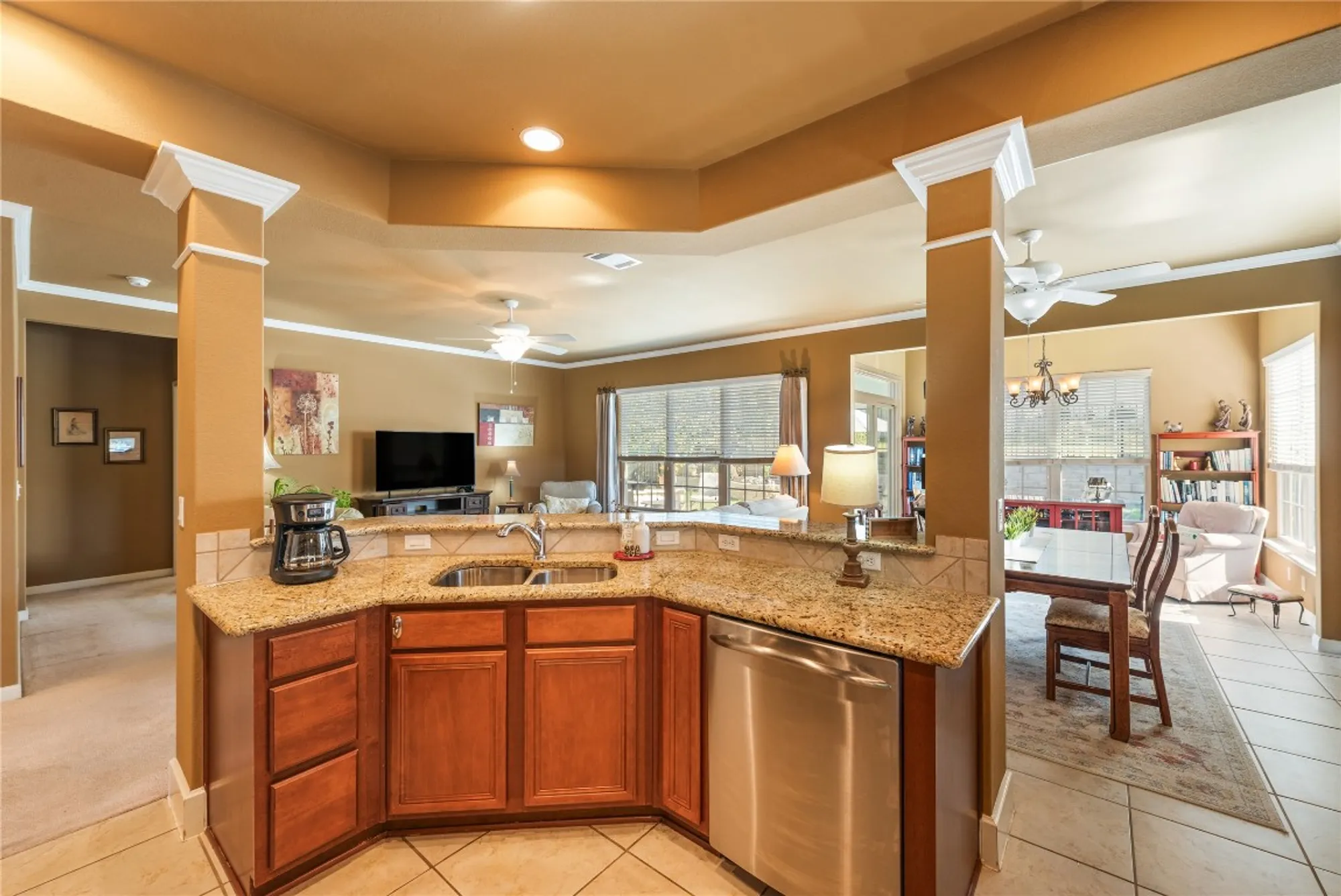 Property Slideshow image 16 of 29 | 202 fieldstone dr, Georgetown, TX, 78633