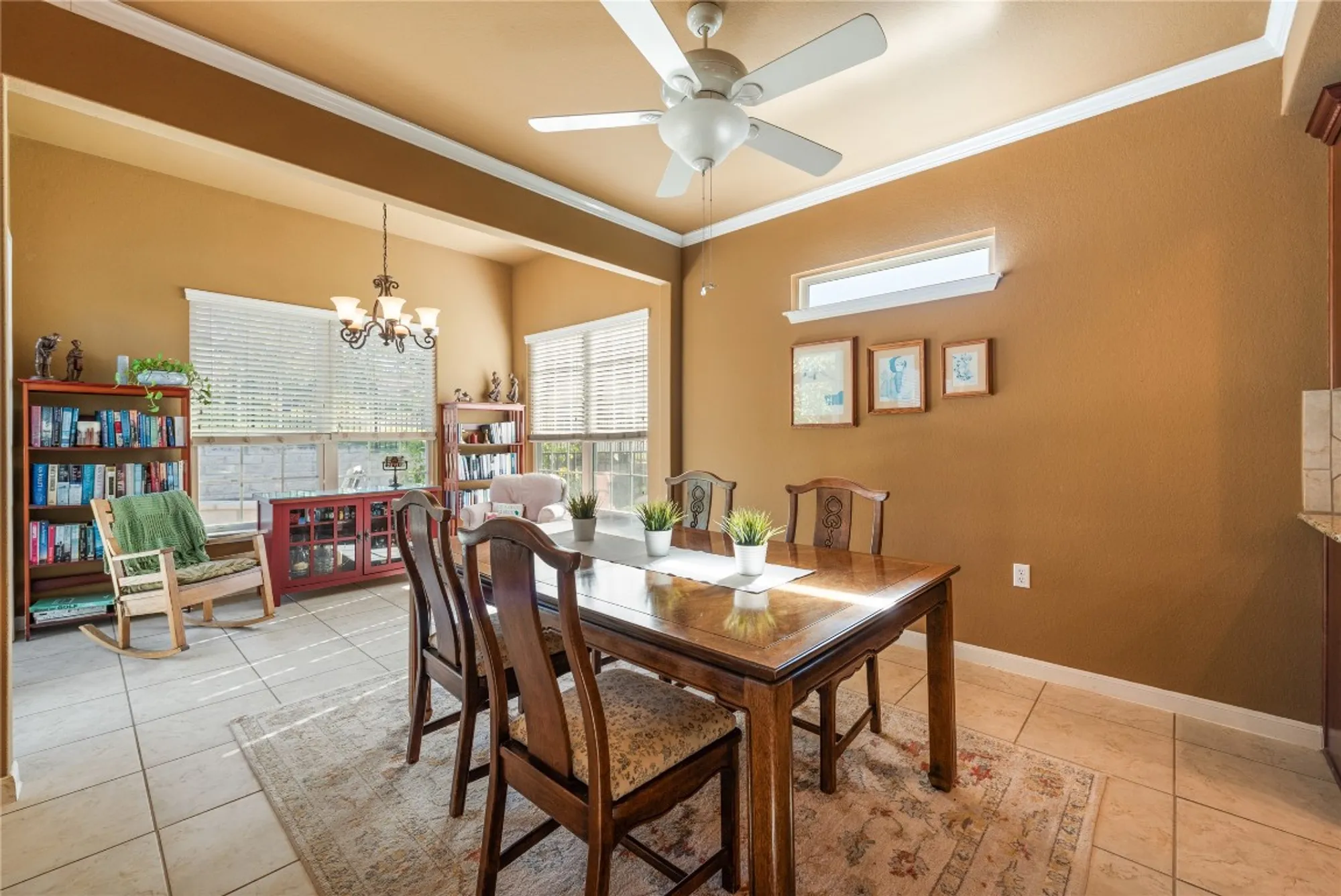 Property Slideshow image 17 of 29 | 202 fieldstone dr, Georgetown, TX, 78633