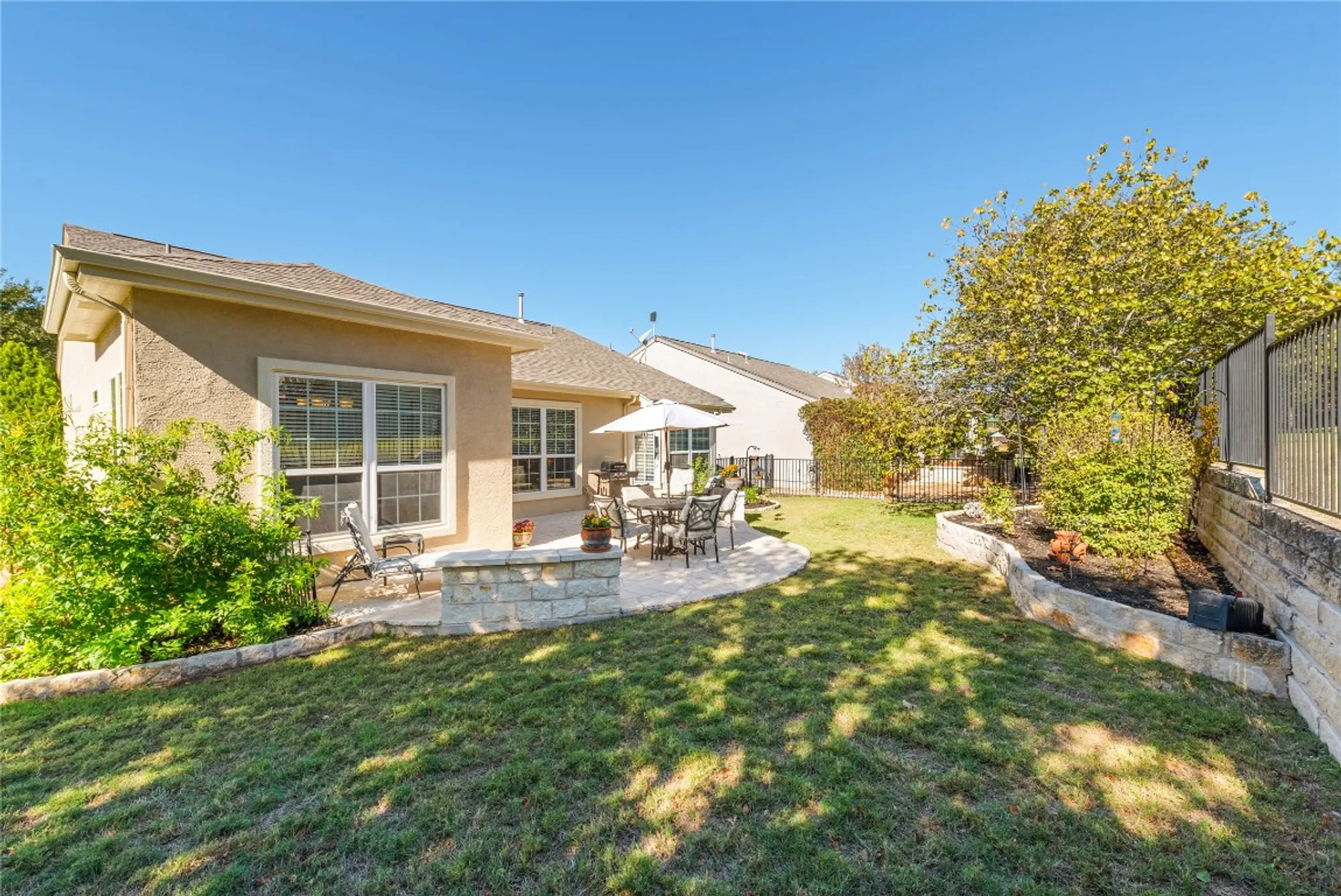 Property Slideshow image 26 of 29 | 202 fieldstone dr, Georgetown, TX, 78633