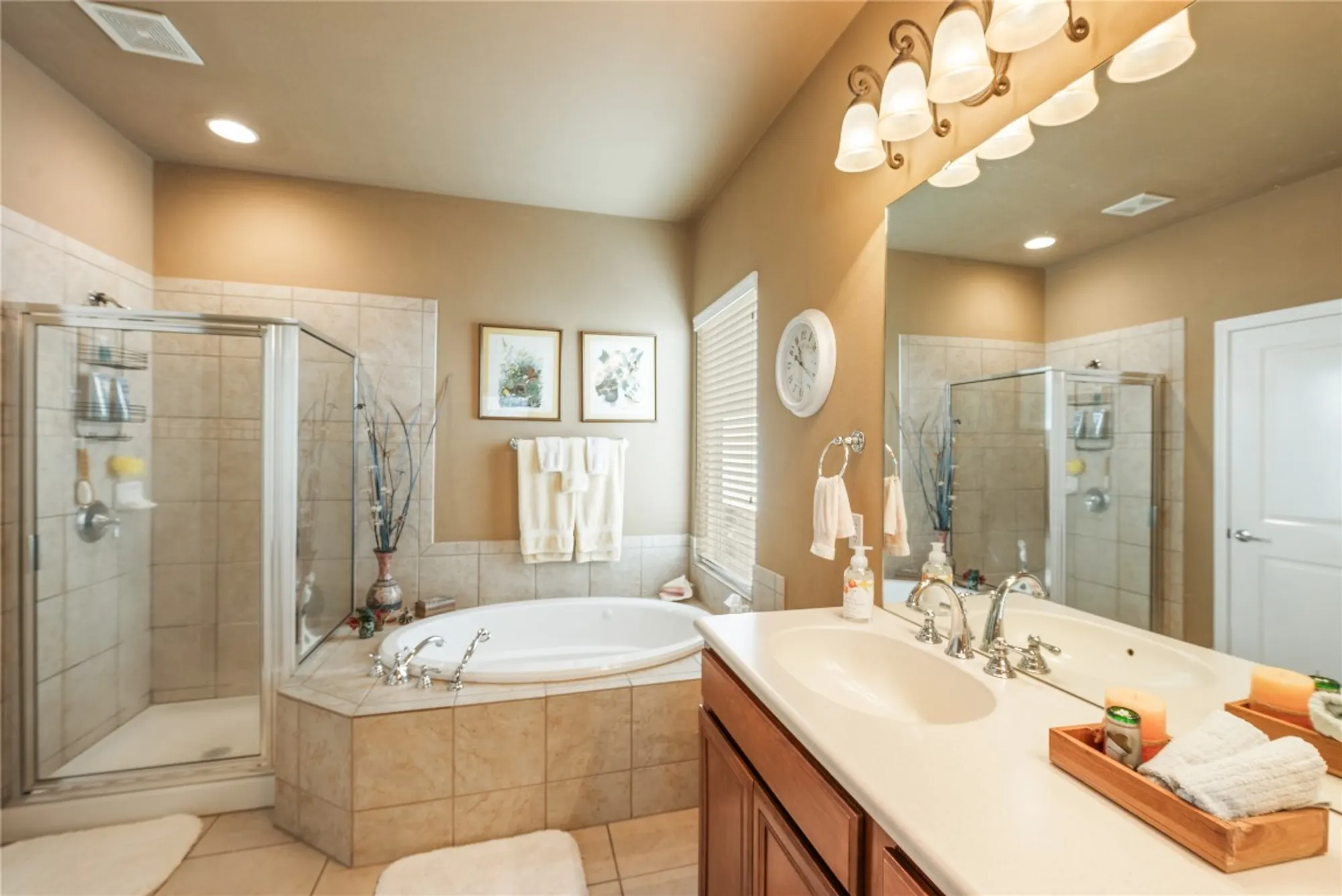Property Slideshow image 22 of 29 | 202 fieldstone dr, Georgetown, TX, 78633