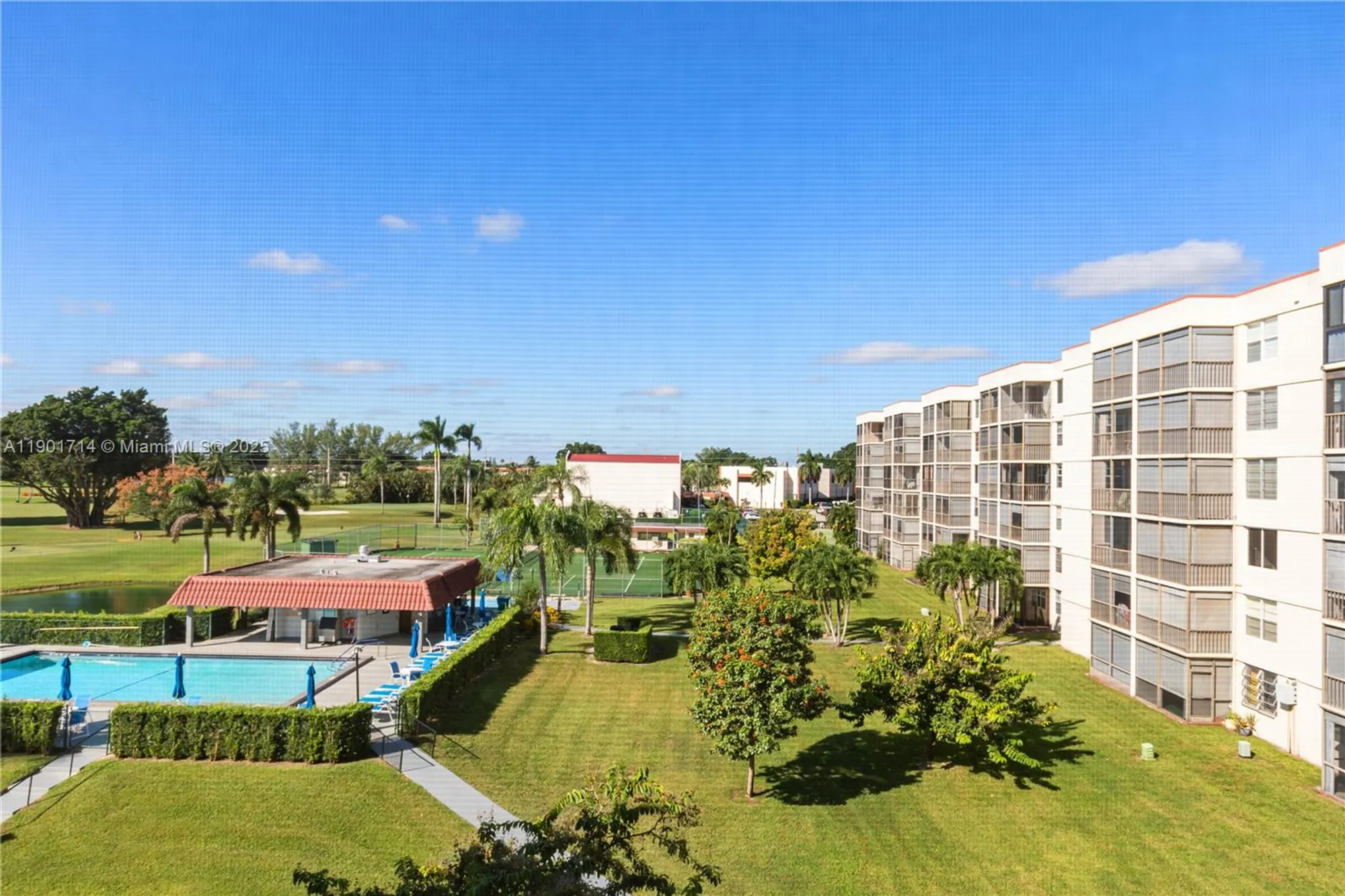 Property Slideshow image 6 of 24 | 8900 washington blvd apt 404, Pembroke Pines, FL, 33025