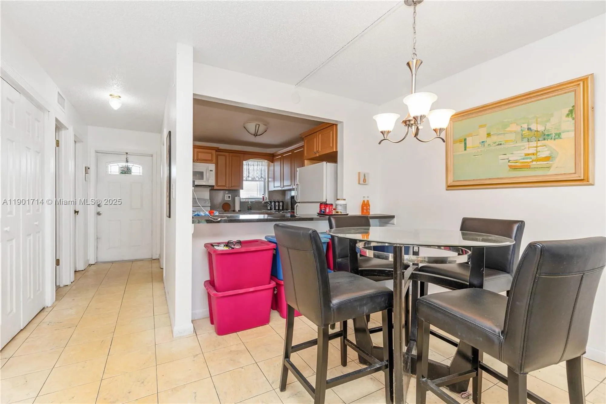 Property Slideshow image 8 of 24 | 8900 washington blvd apt 404, Pembroke Pines, FL, 33025