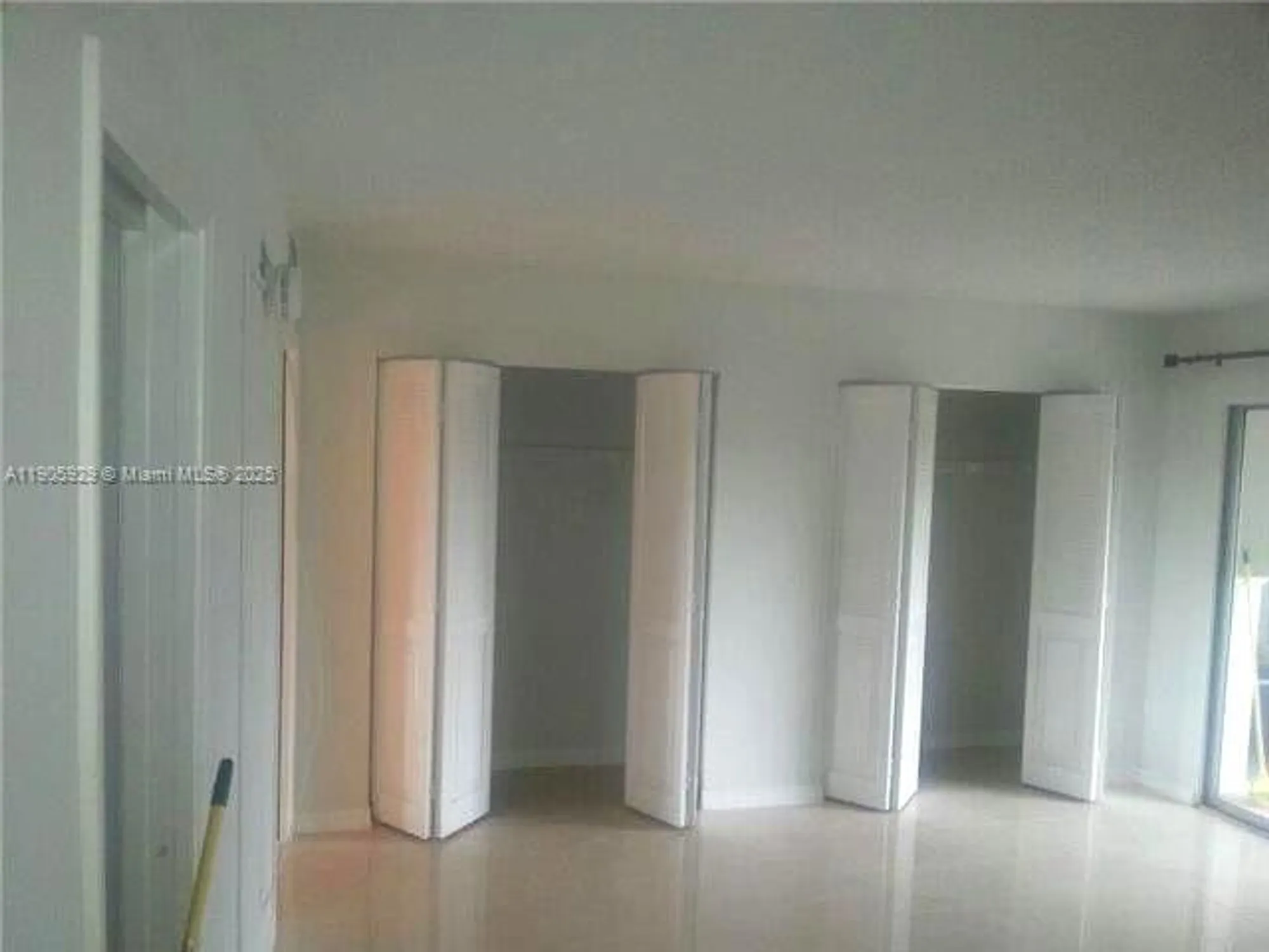 Property Slideshow image 12 of 13 | 2405 antigua cir e4, Coconut Creek, FL, 33066