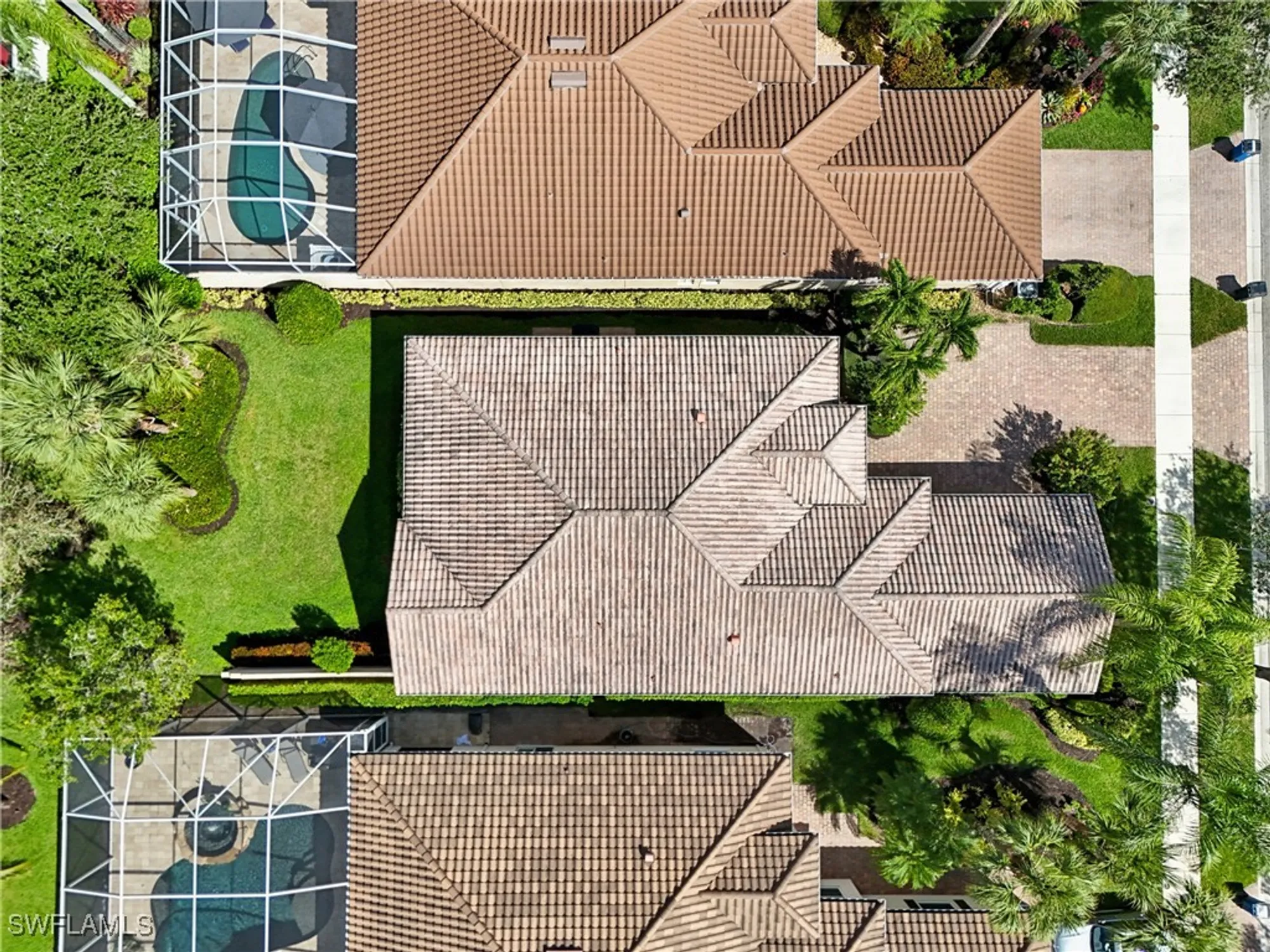 Property Slideshow image 43 of 46 | 15330 bonefish trl, Bonita Springs, FL, 34135