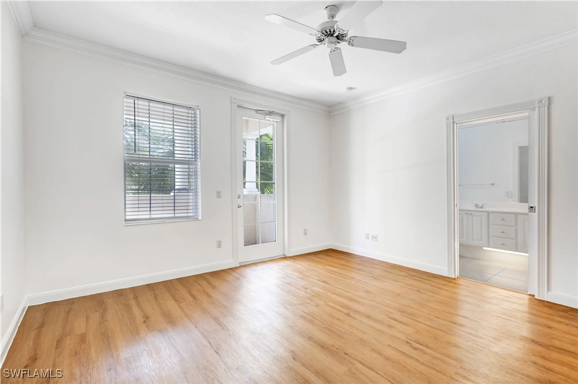 Property Slideshow image 11 of 50 | 28260 villagewalk cir, Bonita Springs, FL, 34135