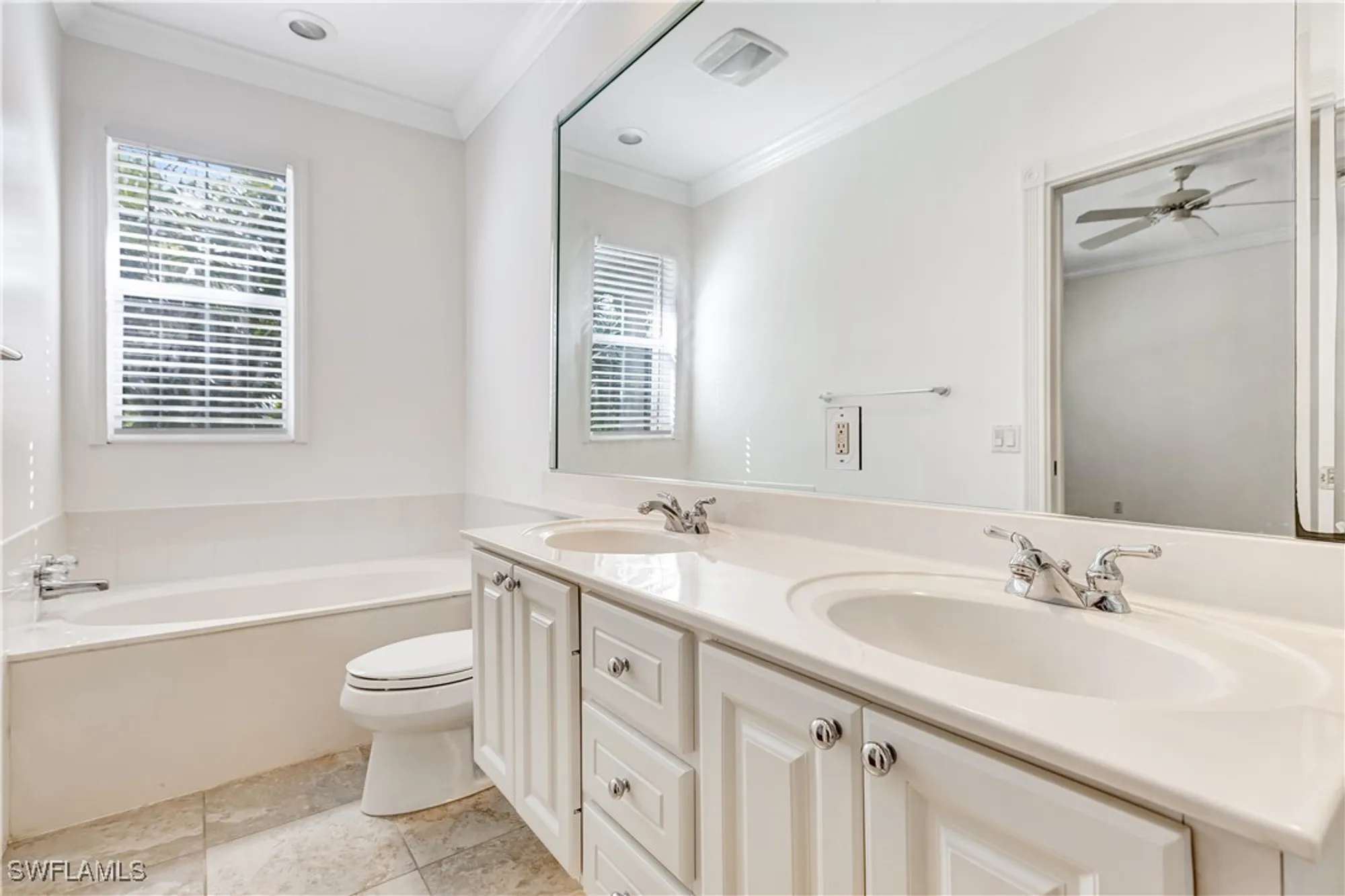 Property Slideshow image 12 of 50 | 28260 villagewalk cir, Bonita Springs, FL, 34135