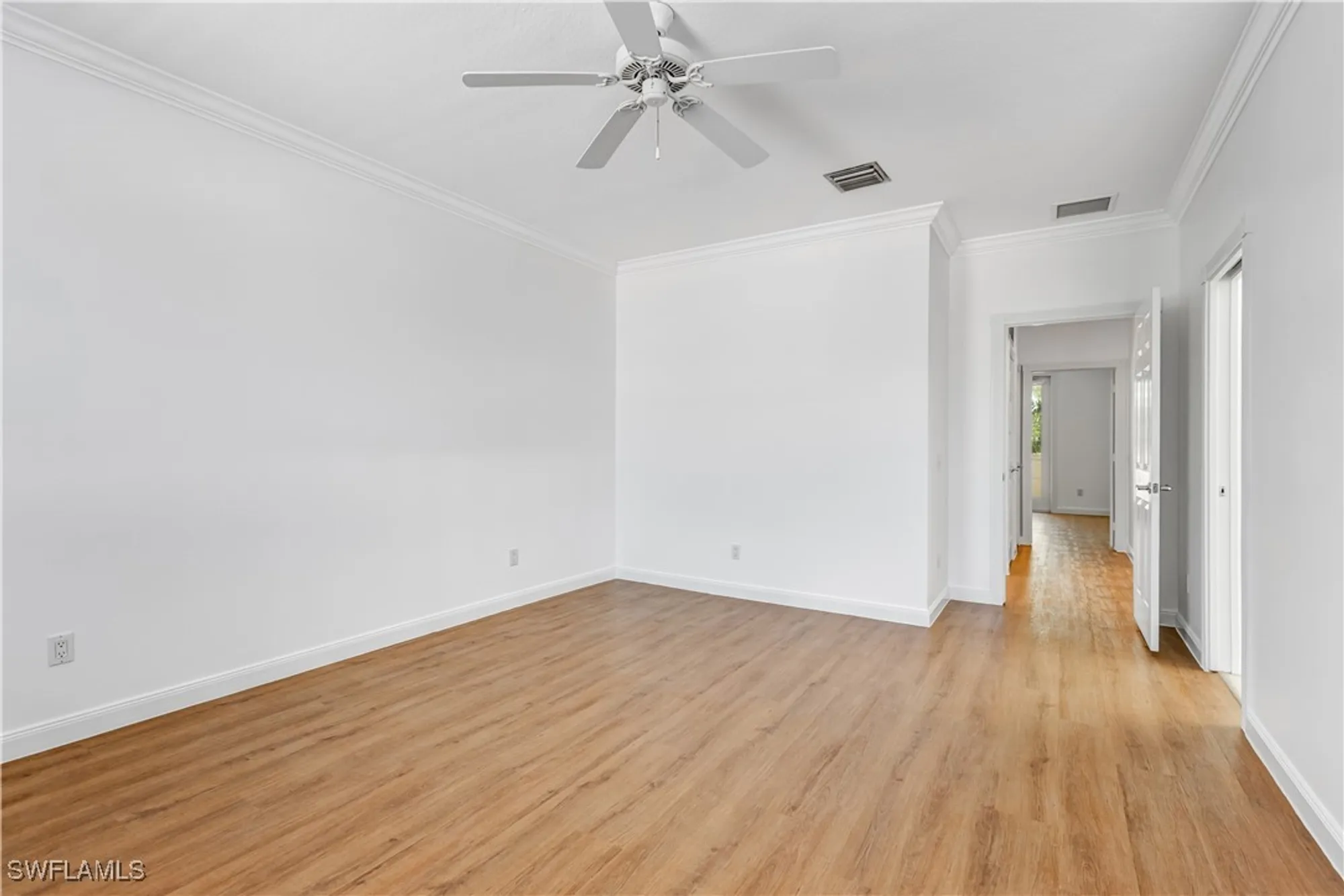 Property Slideshow image 24 of 50 | 28260 villagewalk cir, Bonita Springs, FL, 34135