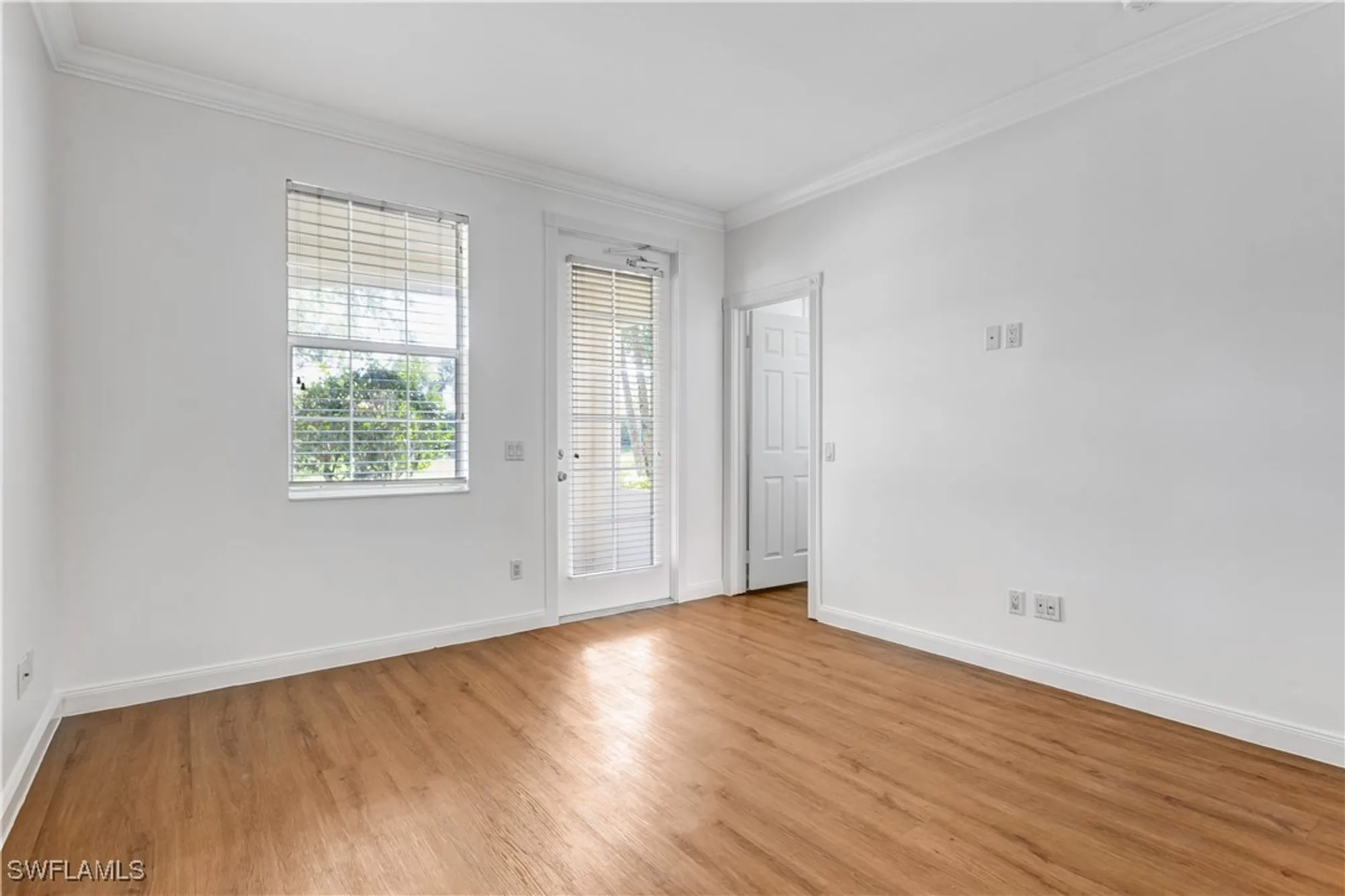 Property Slideshow image 34 of 50 | 28260 villagewalk cir, Bonita Springs, FL, 34135