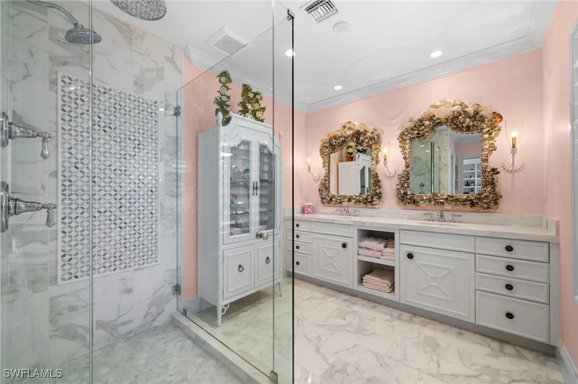 Property Slideshow image 29 of 42 | 390 windward way, Naples, FL, 34103