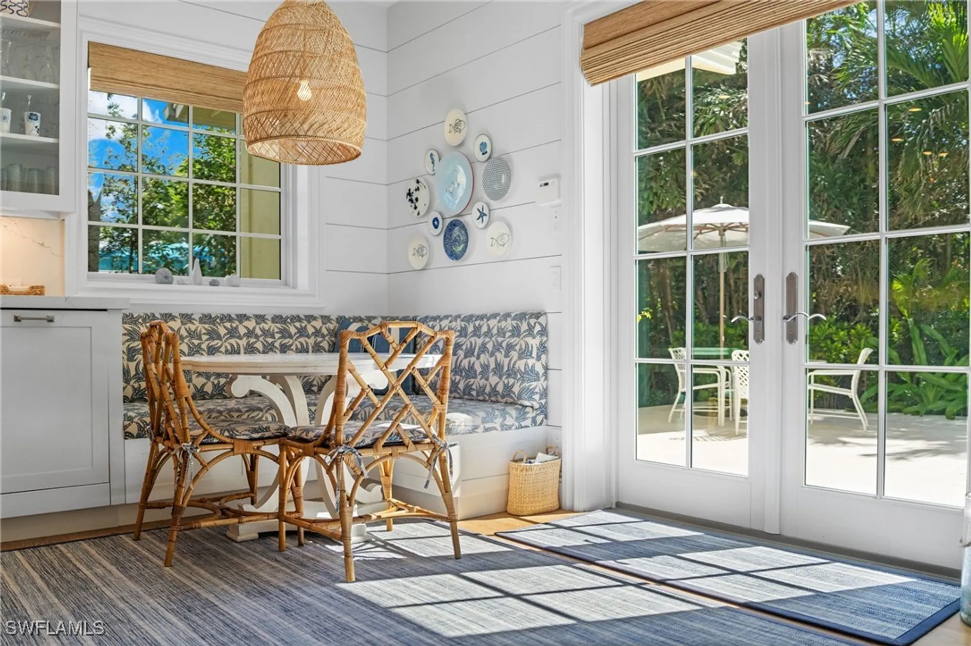 Property Slideshow image 20 of 42 | 390 windward way, Naples, FL, 34103