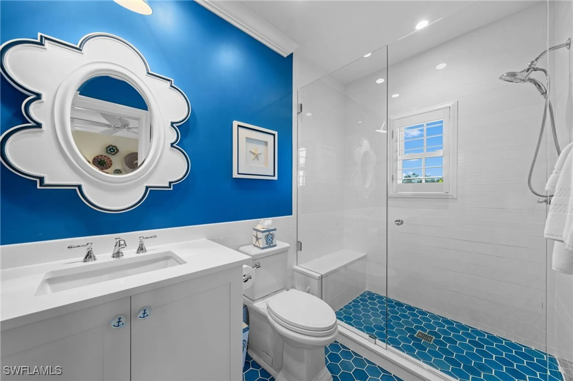 Property Slideshow image 35 of 42 | 390 windward way, Naples, FL, 34103